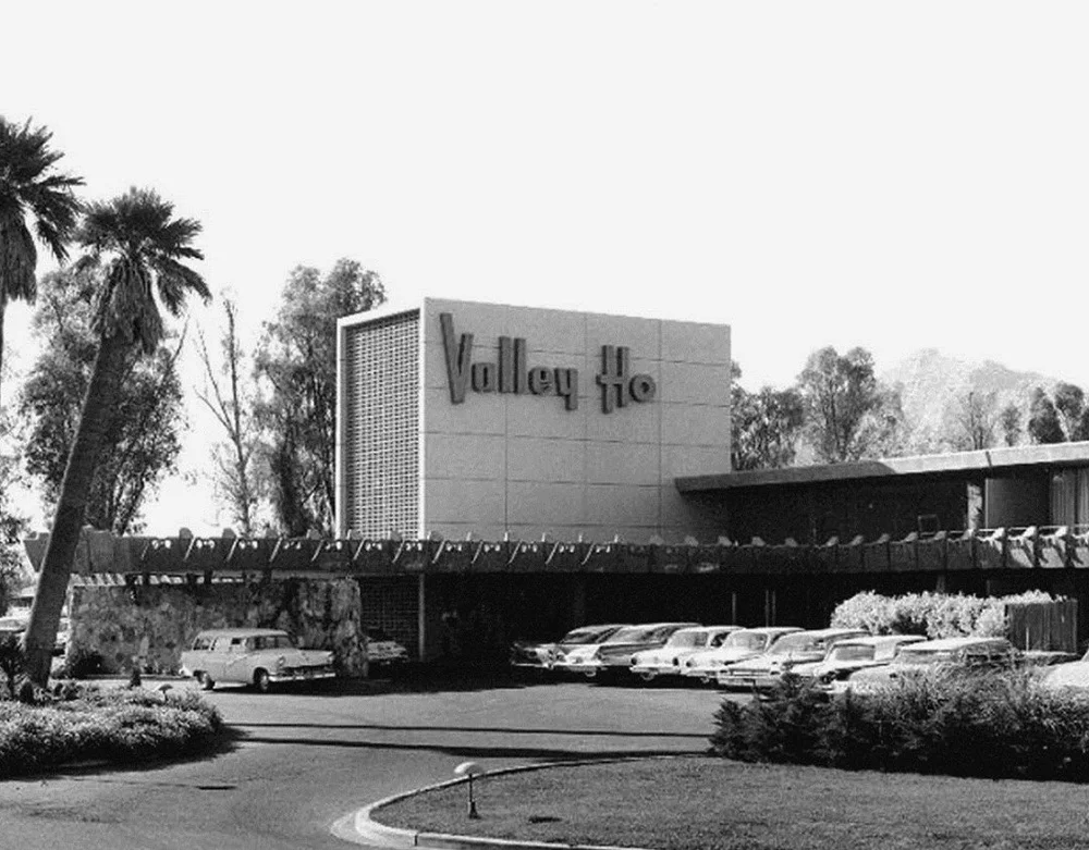 Hotel — Arizona Tiki Oasis