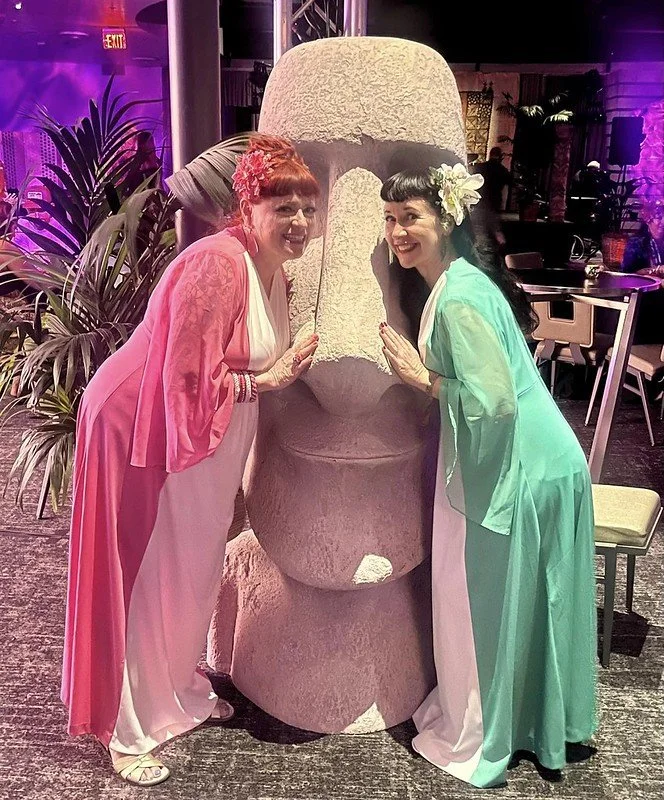 Deluxe Ticket Holder Mix n' Mingle