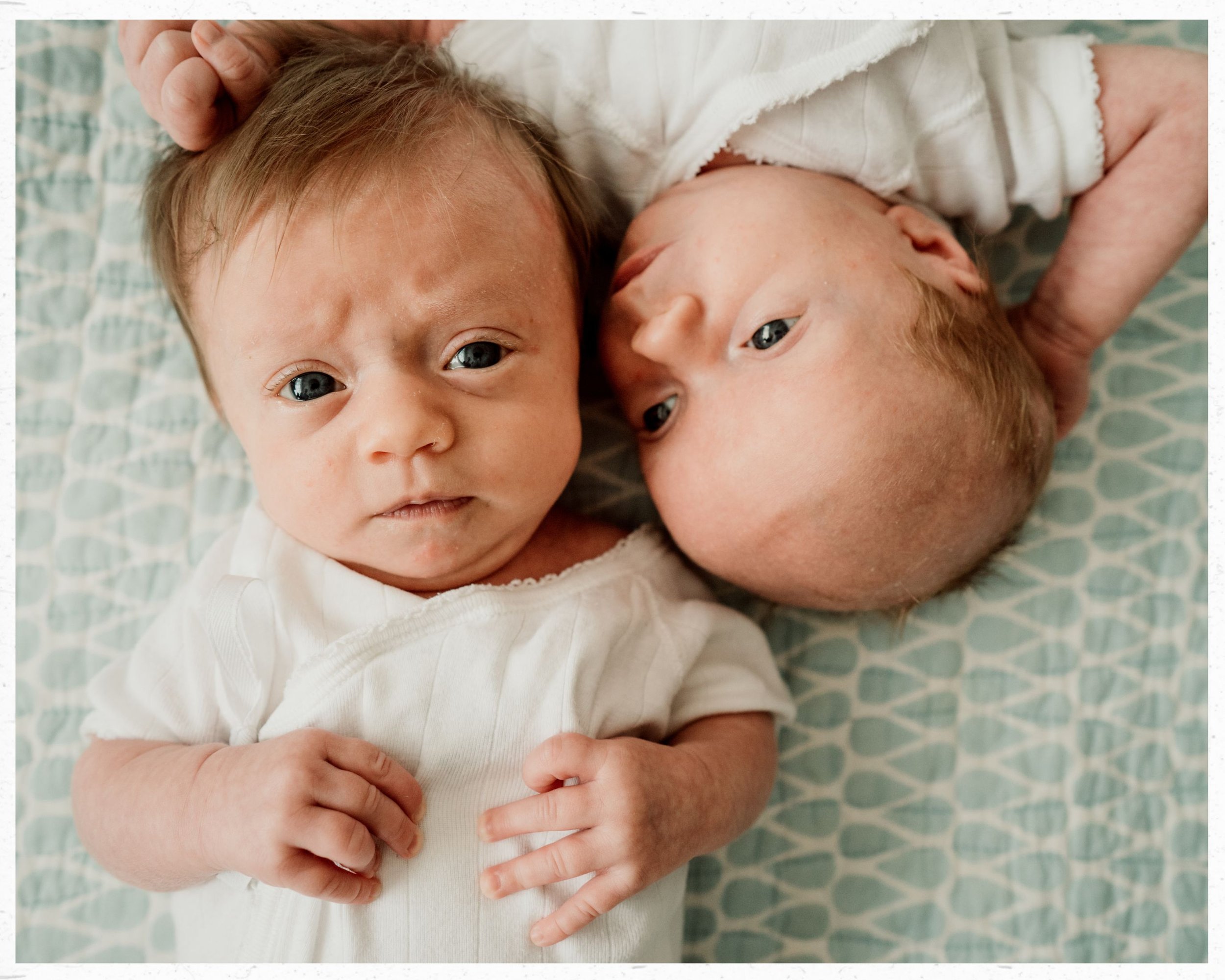 when-to-schedule-newborn-photos-one-month-11.jpg