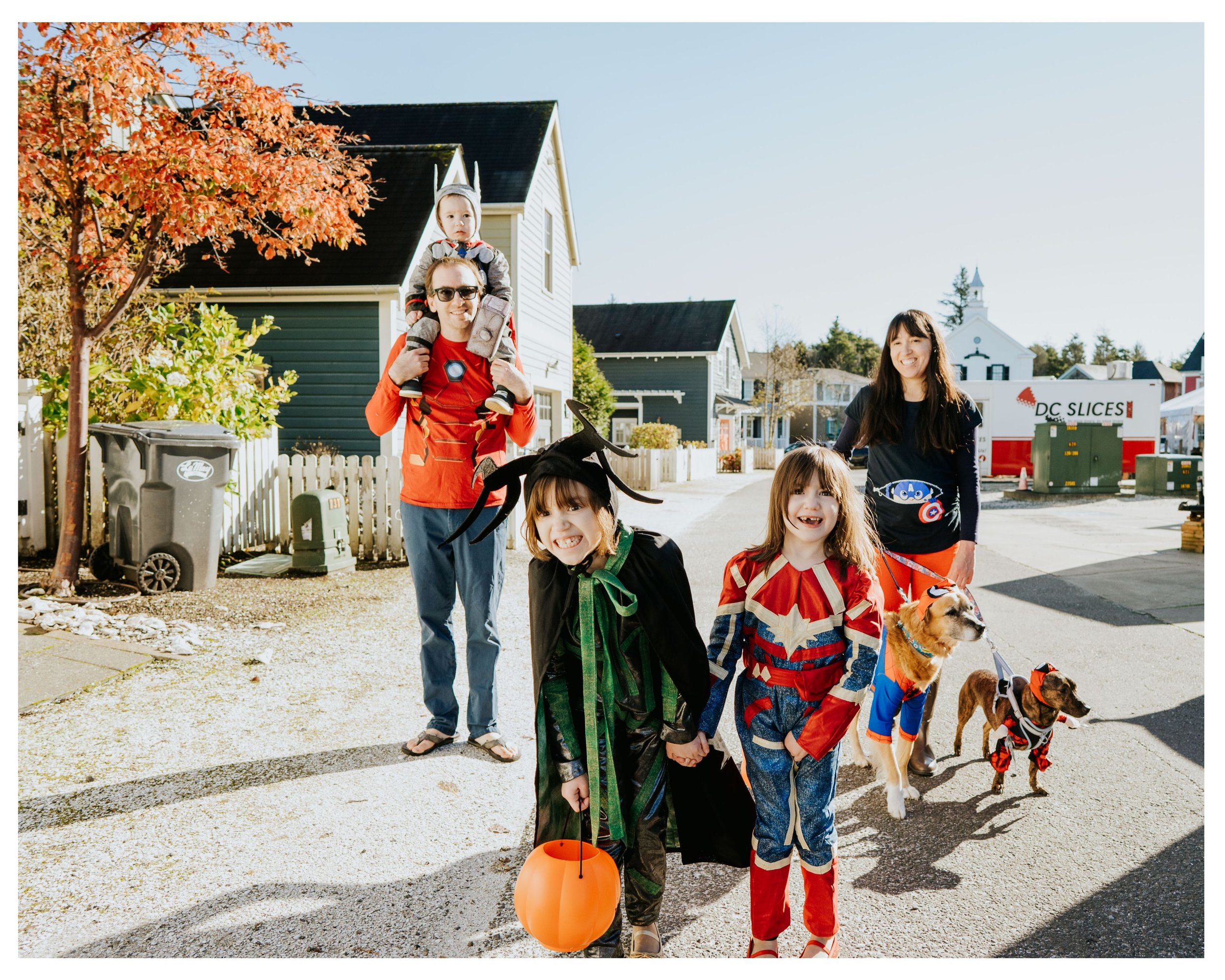 seabrook-washington-halloween-family-vacation-photos-10.jpg