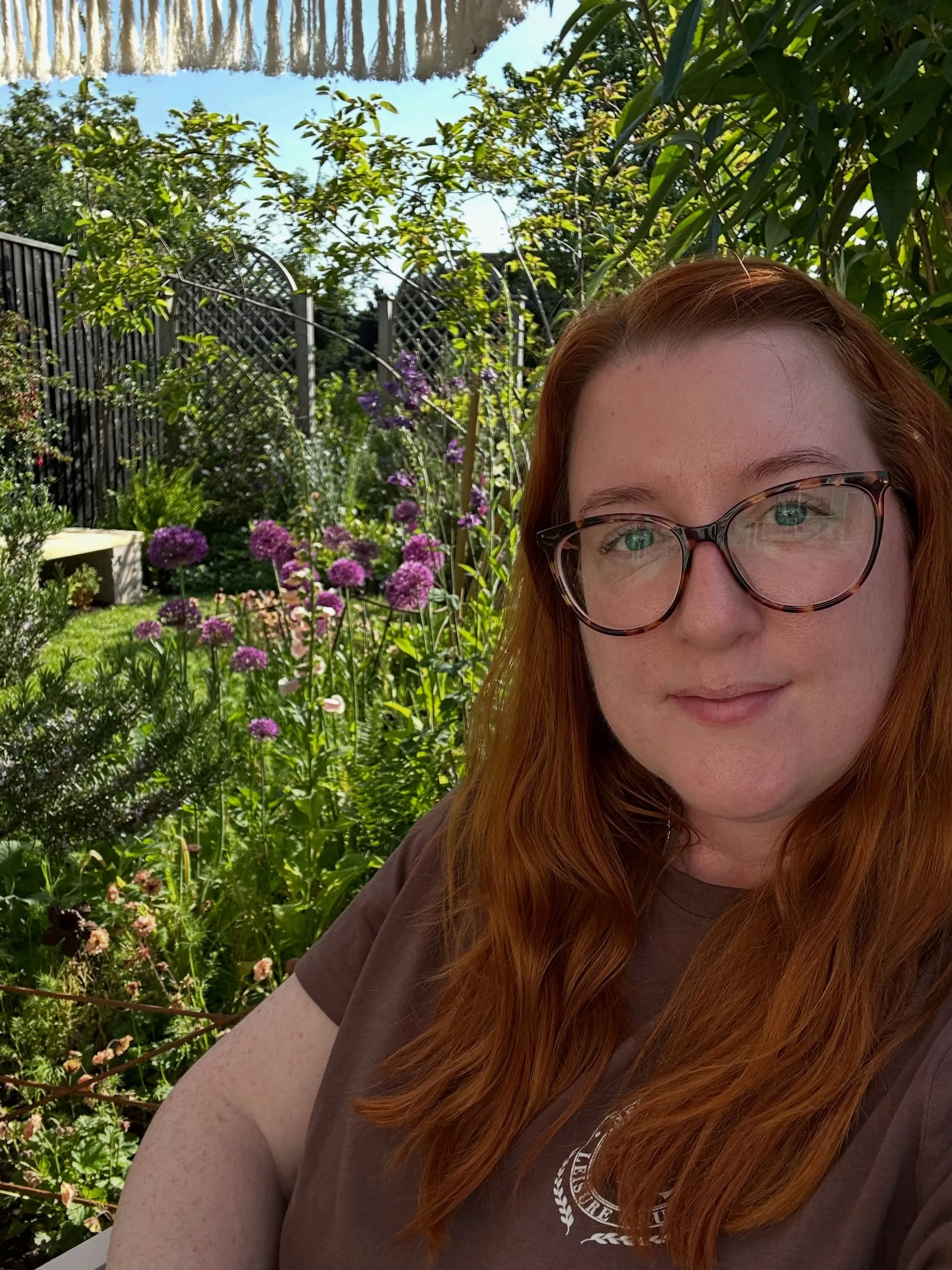 Just a week to go until the 4th annual Great Scartho Seedling Swap 🤩 

So here&rsquo;s my face 😬 This is the face that you&rsquo;ll see when you enter the Community Garden at which point you&rsquo;ll know you&rsquo;re in the right place! 

If you&r