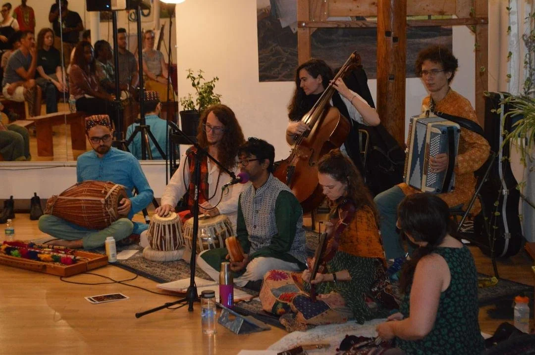 Photo Taken by AMARI @bluurreddd