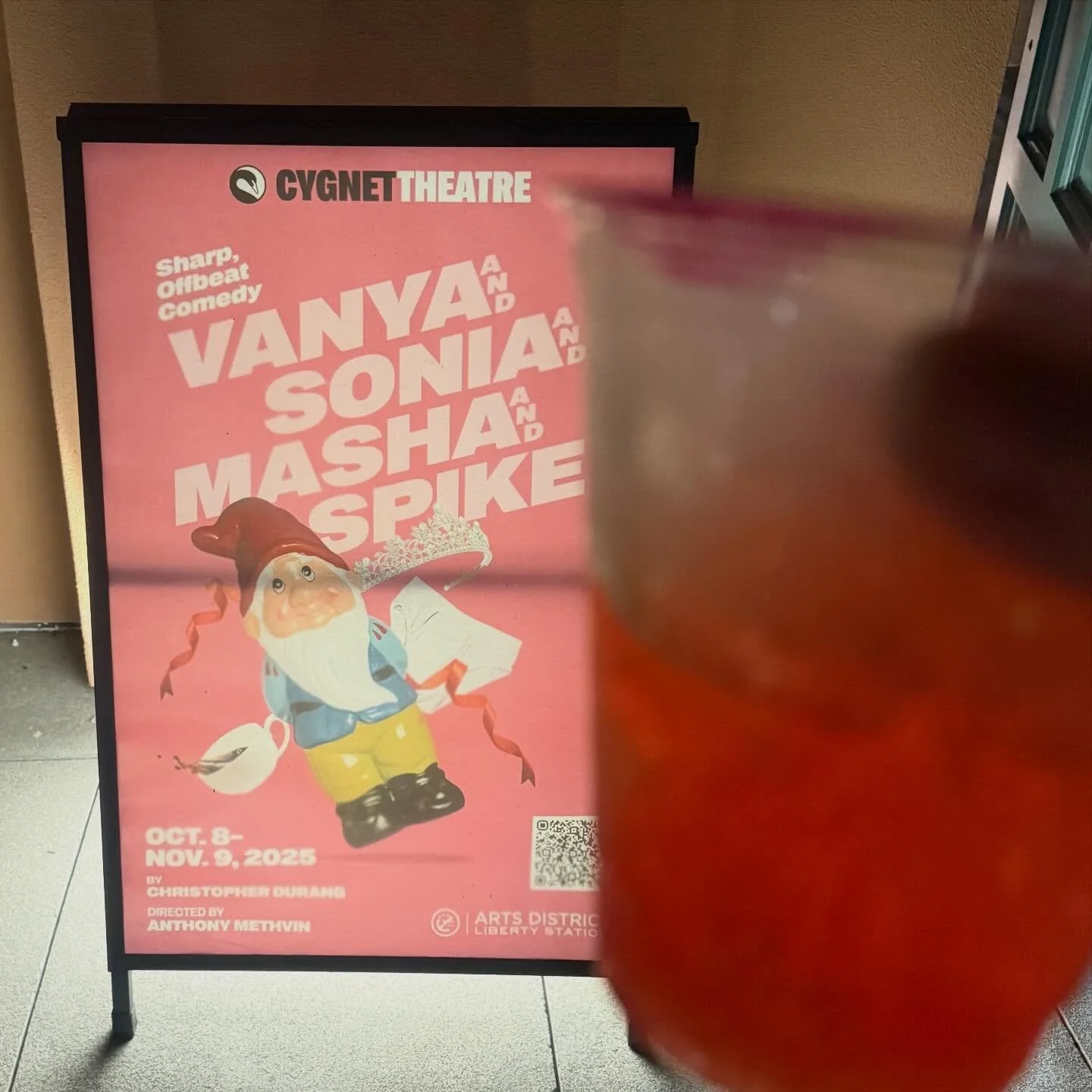 Cheers to Chekhovian angst, Durangian absurdism, and Snow White  silliness- happy opening to the cast and crew at Cygnet!!

.

.

.

.

#theatre #openingnight #cygnettheatre #sandiego #sandiegotheatre #vanyaandsoniaandmashaandspike