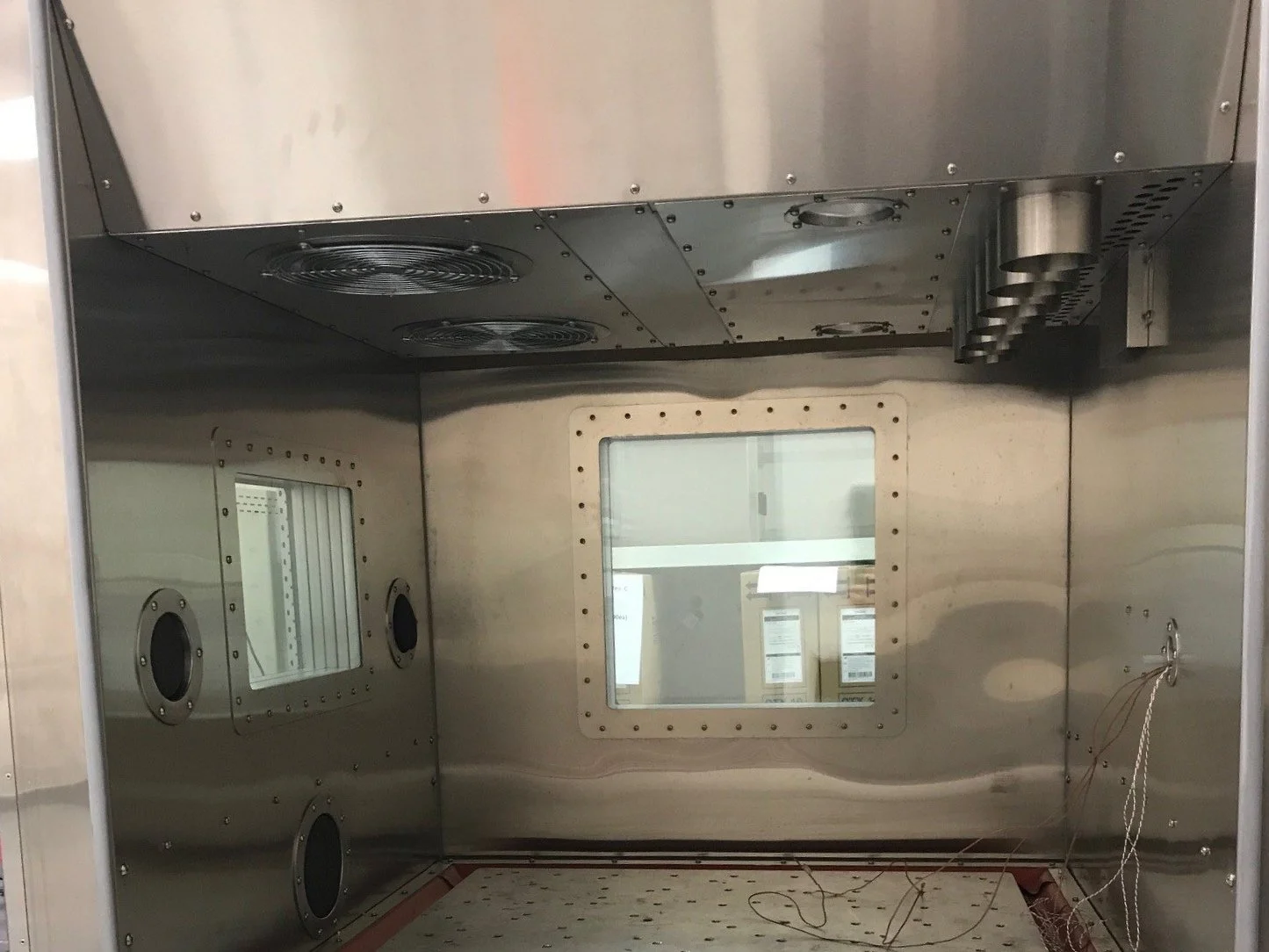 Qualmark Typhoon 2.5+ HALT Chamber (LN2) :: HALT & HASS Australia