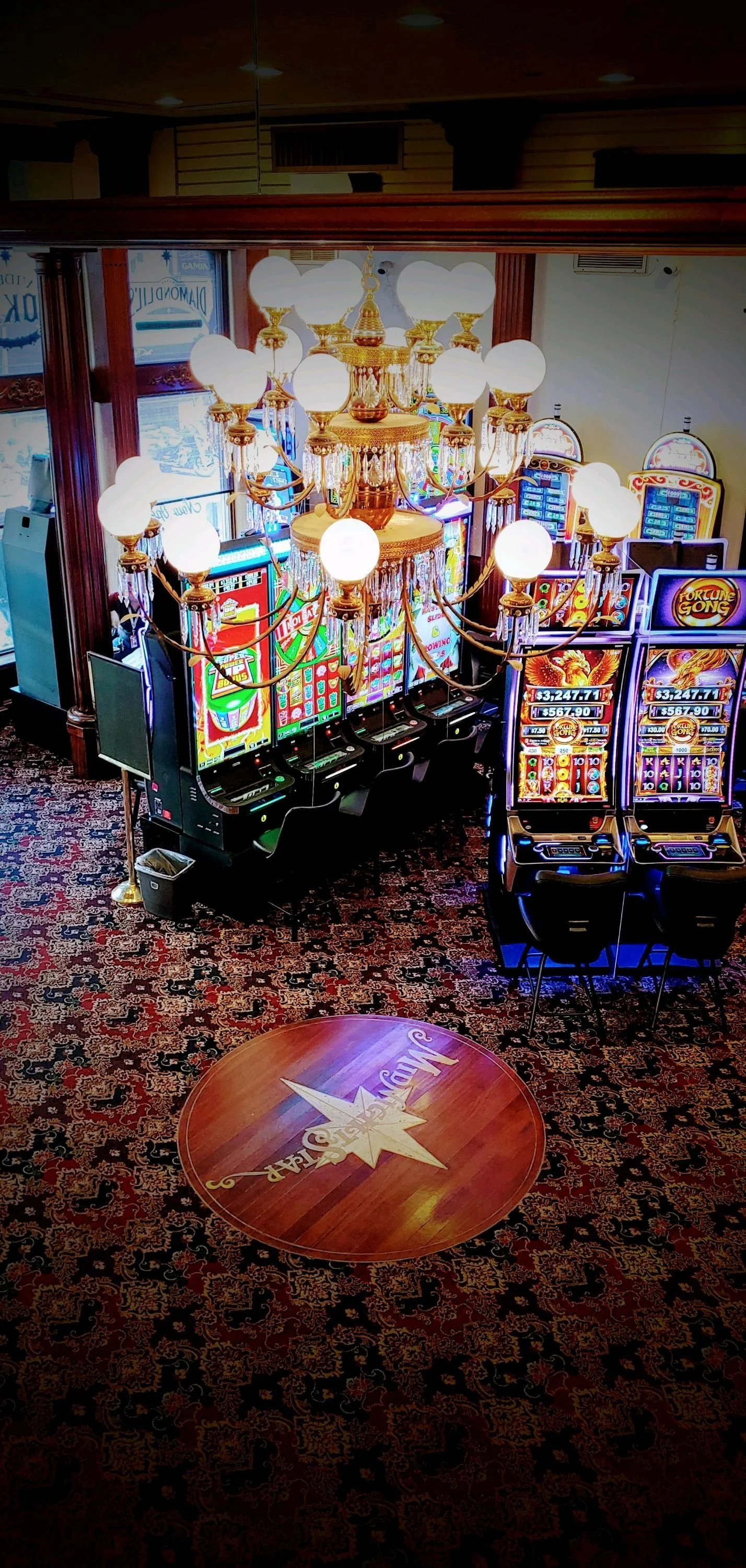 casino-hours-at-the-midnight-star-midnight-star