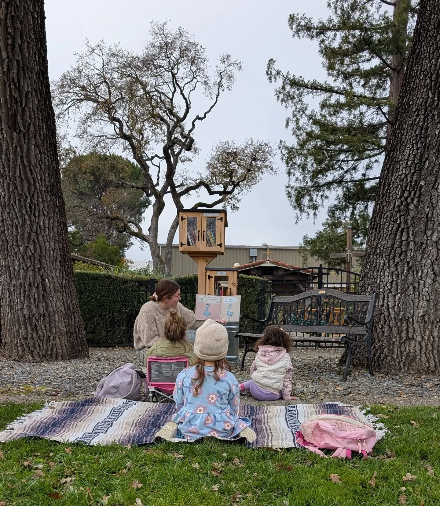 Thank you to those who braved the cold during our storytime today! In addition to reading stories, kiddos decorated some ornaments and hang them on our neighboring church's Christmas tree! Thank you St. Francis Church for inviting us to do that!

Rem