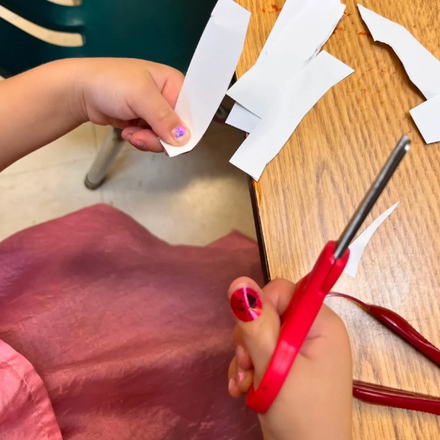 Teaching children the correct way to use scissors takes time!  Here are some ways to teach this important skill.  Before your child even picks up a pair of scissors, give them paper to tear and rip&hellip; tearing and ripping is a great precursor to 