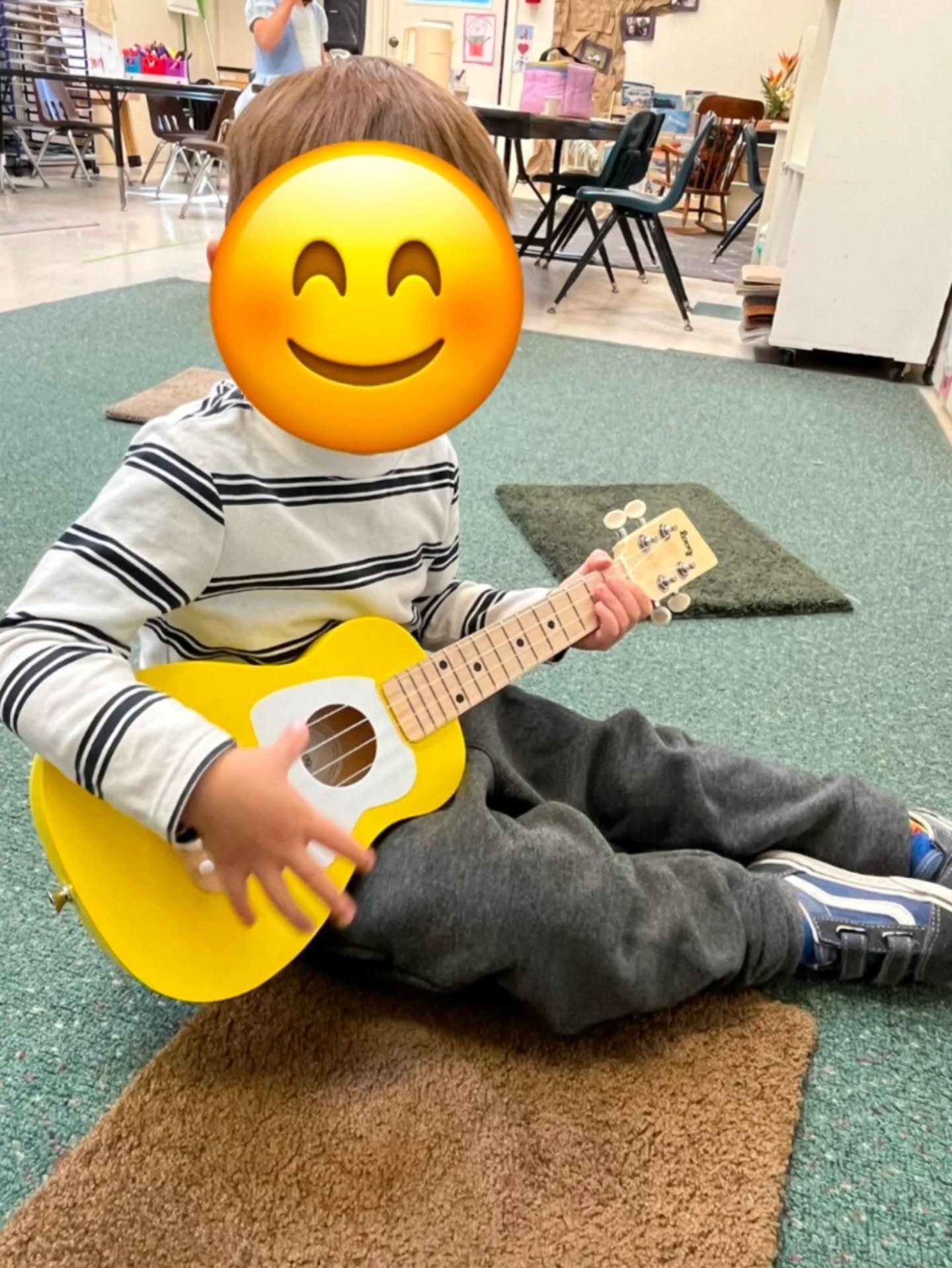 Did you know music can be a powerful calming tool for young children? Singing, gentle movement, and soft, familiar melodies help children slow their bodies, take deep breaths, and feel safe during quiet moments and downtime. Music supports emotional 