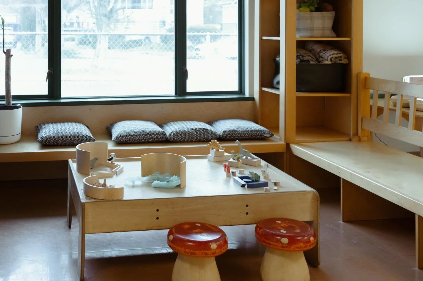 Jr Kindergarten still has space open for September! Email us to learn more about our program and registration details ✏️🛝