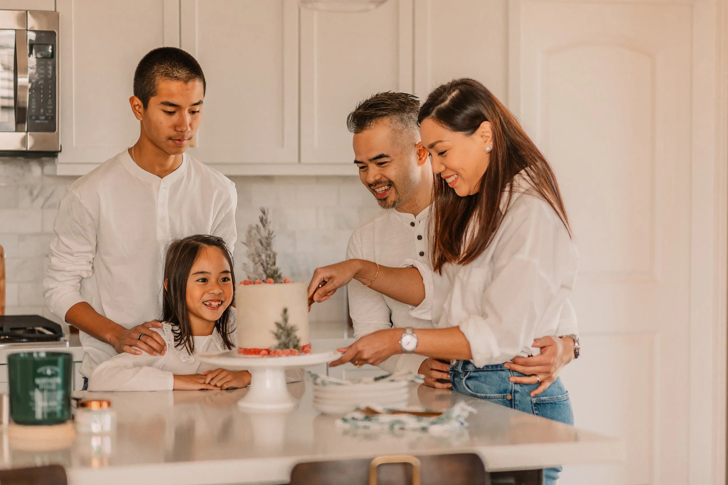 Santa Clarita Photographer - Santa Clarita Family Photographer - Santa Clarita Family Photos - this photo location is at private home in santa clarita