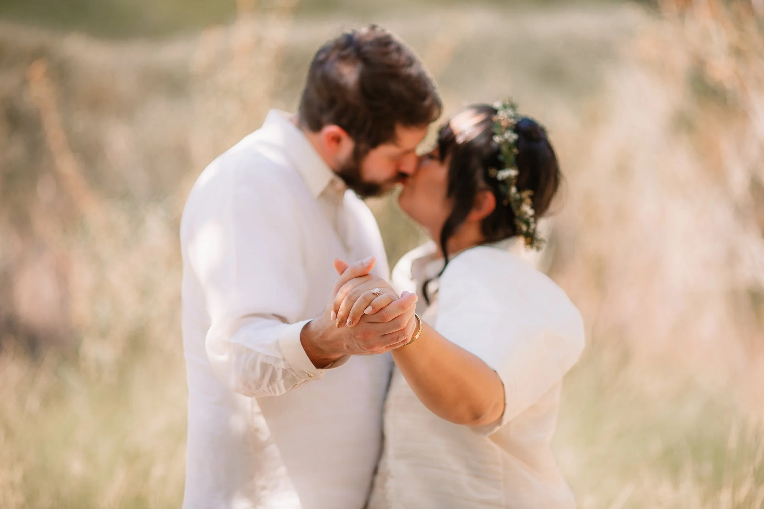 Santa Clarita Photographer - Santa Clarita Couples Photographer - Santa Clarita Couples Photos - this photo location is at local santa clarita park - engagement photos - santa clarita engagement photographer