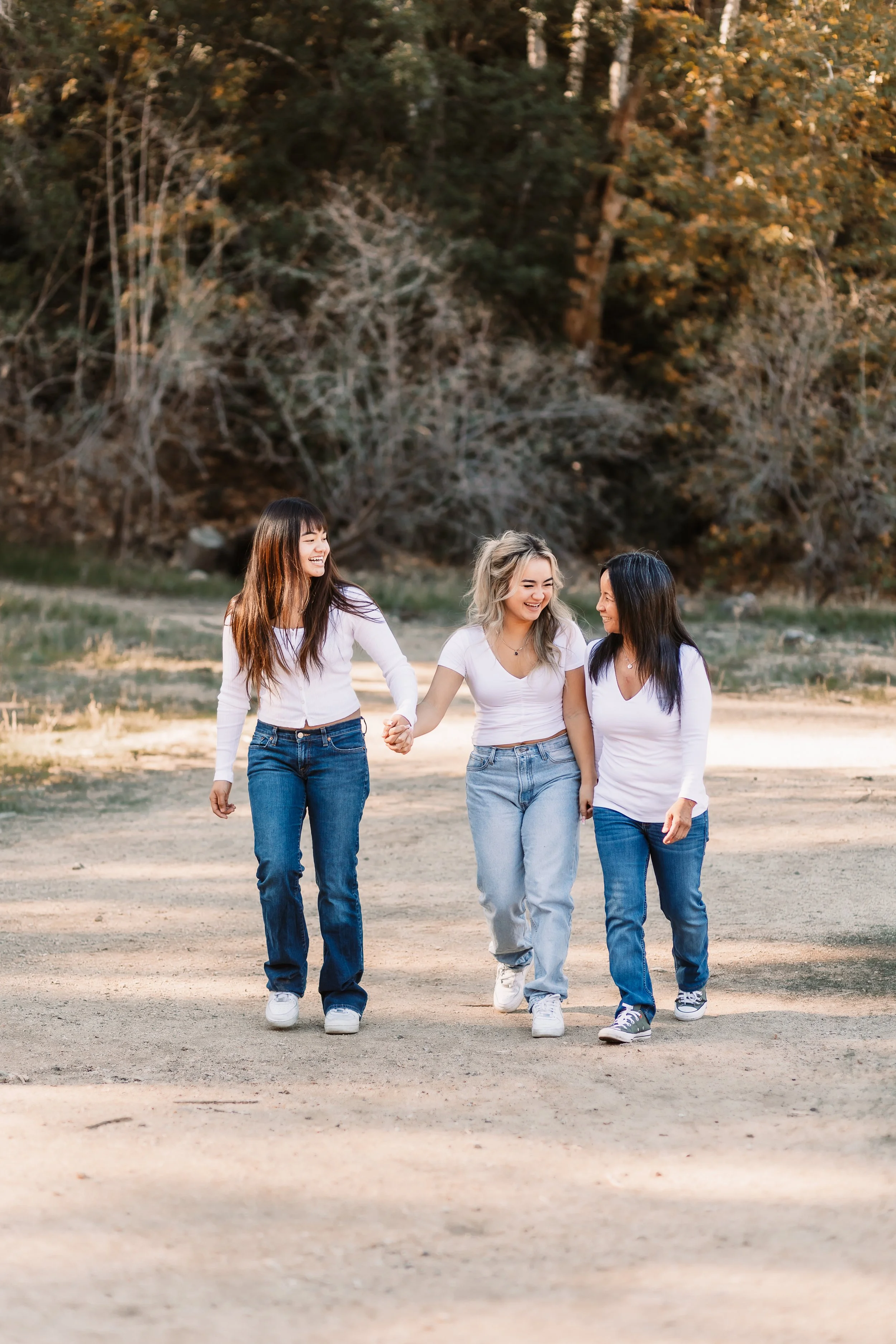 Santa Clarita Photographer - Santa Clarita Family Photographer - Santa Clarita Family Photos - this photo location is at placerita