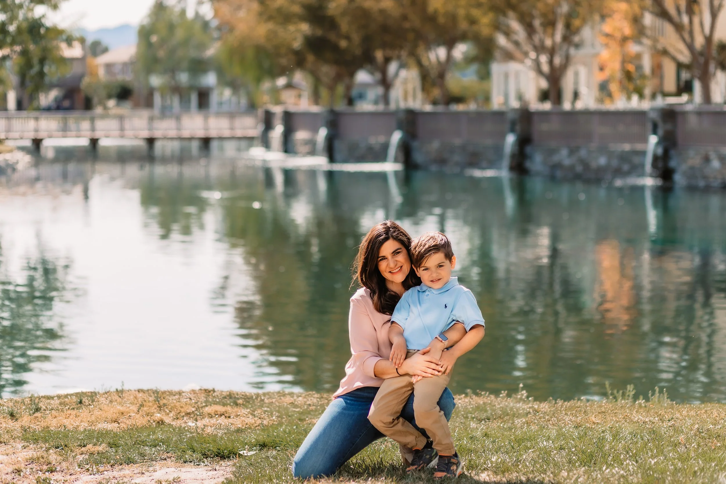 Santa Clarita Photographer - Santa Clarita Family Photographer - Santa Clarita Family Photos - this photo location is at bridgeport Valencia
