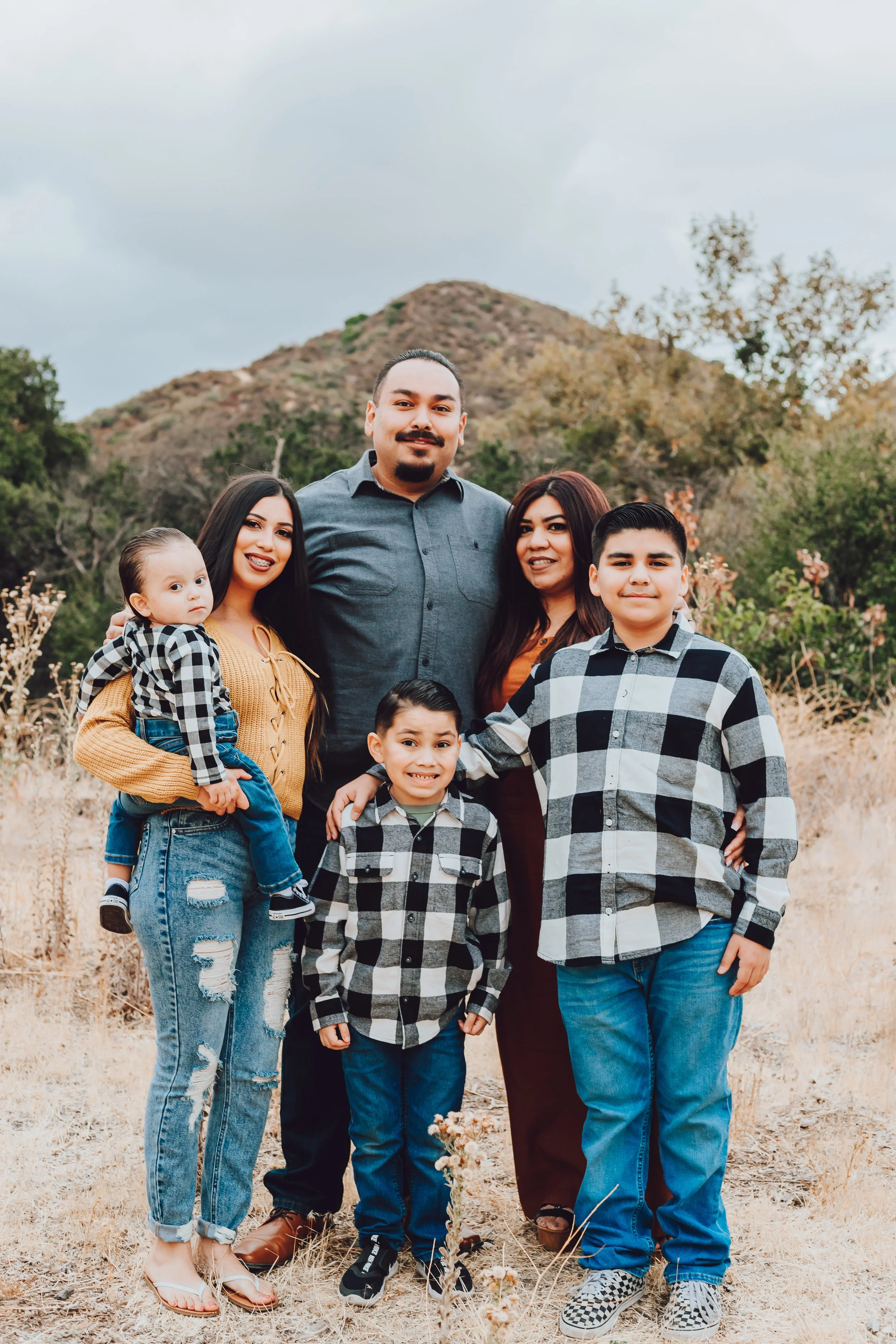 Santa Clarita Photographer - Santa Clarita Family Photographer - Santa Clarita Family Photos - this photo location is at Placerita