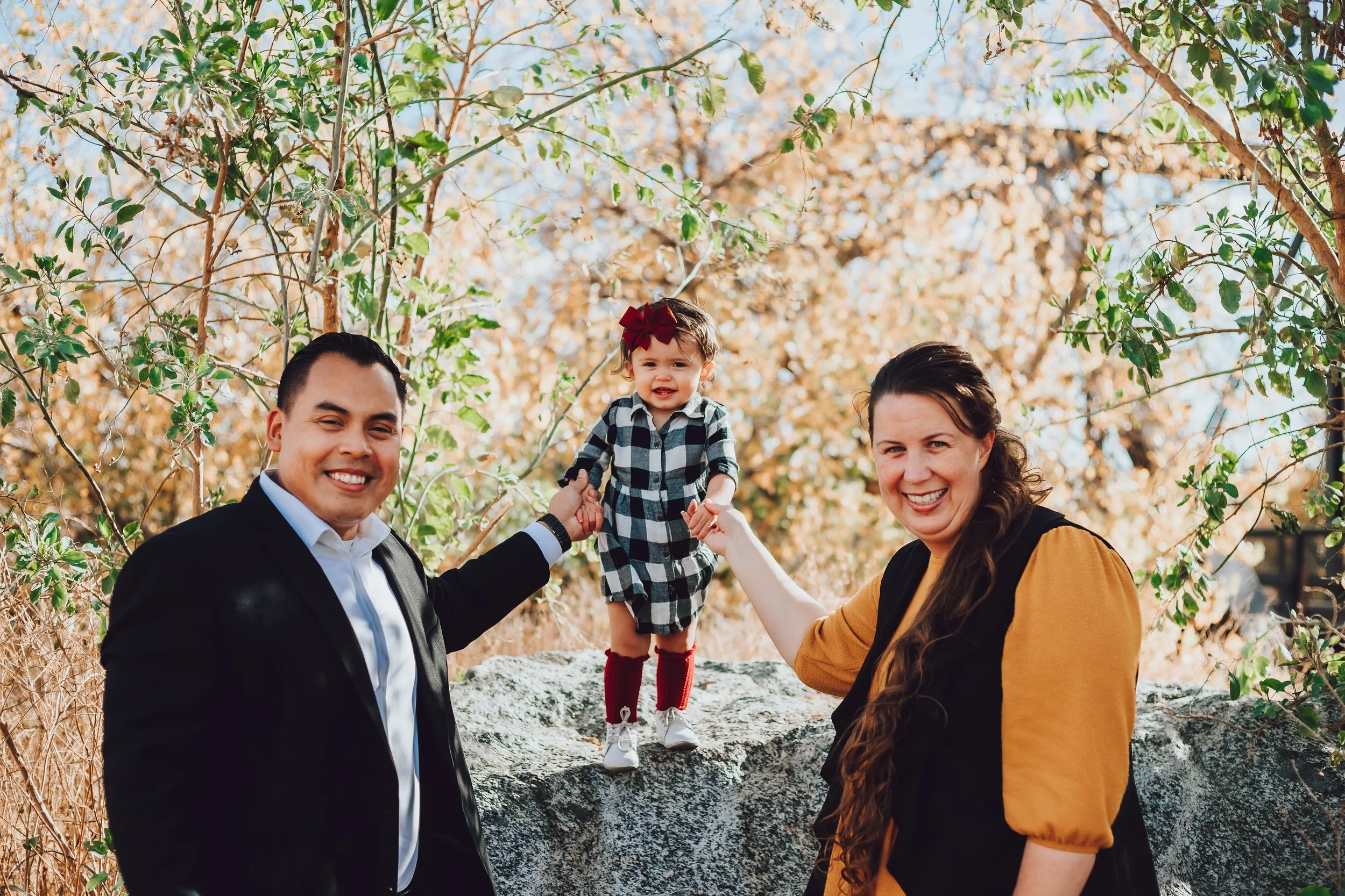 Santa Clarita Photographer - Santa Clarita Family Photographer - Santa Clarita Family Photos - this photo location is at placerita