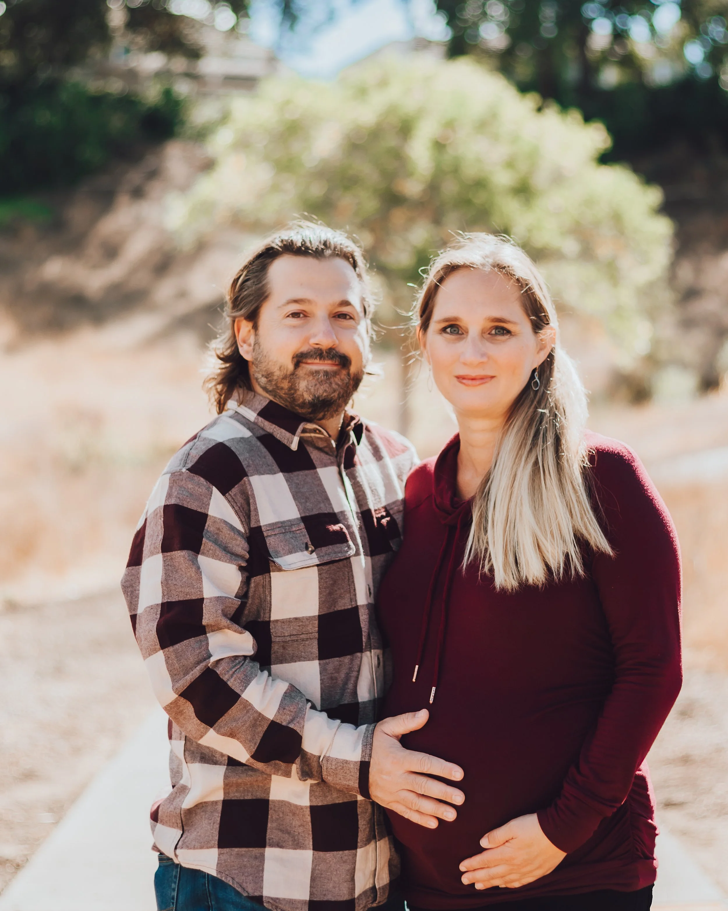 Santa Clarita Photographer - Santa Clarita Maternity Photographer - Santa Clarita Maternity Photos - this photo location is at summit park Valencia in Valencia ca