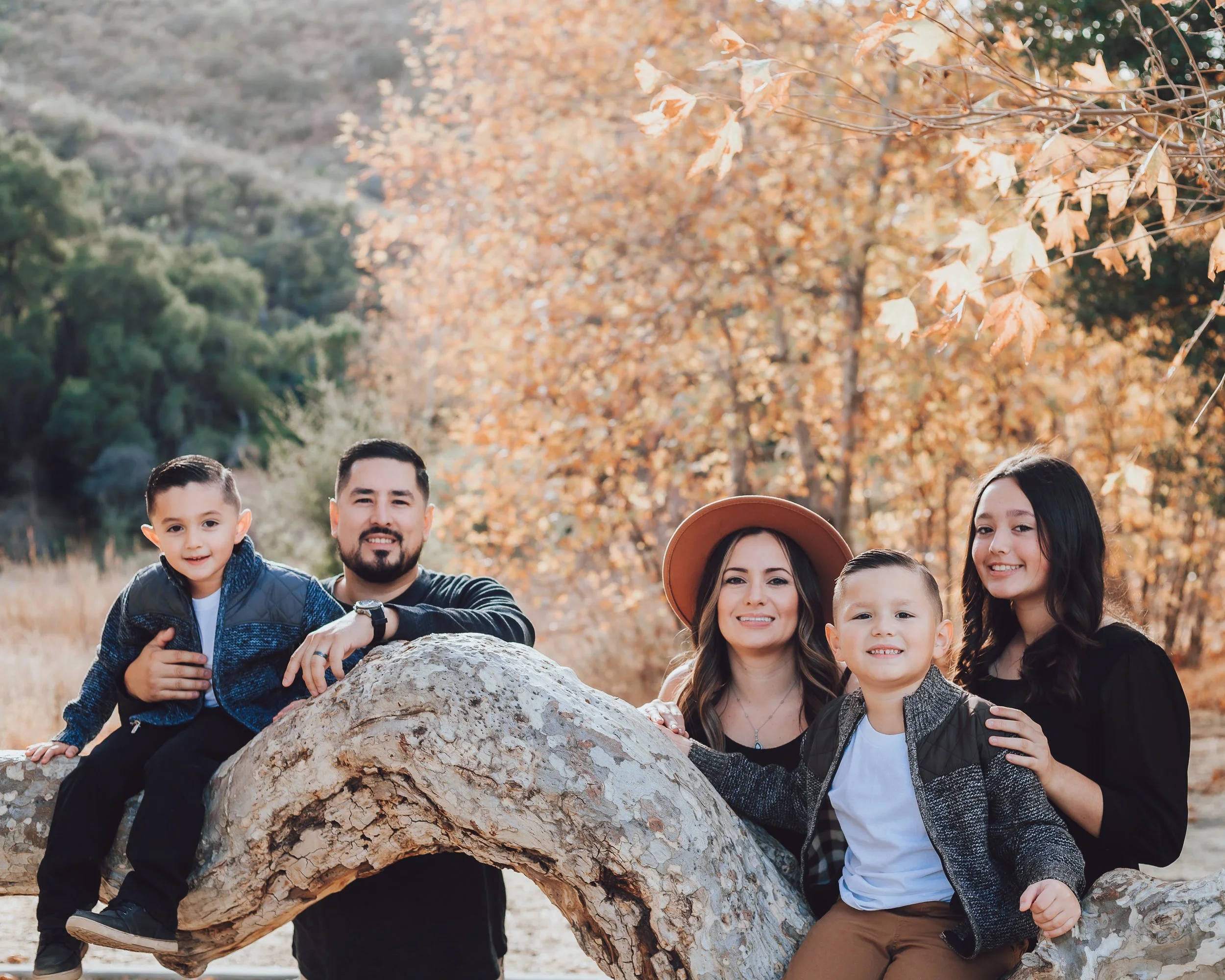 Santa Clarita Photographer - Santa Clarita Family Photographer - Santa Clarita Family Photos - this photo location is at placerita