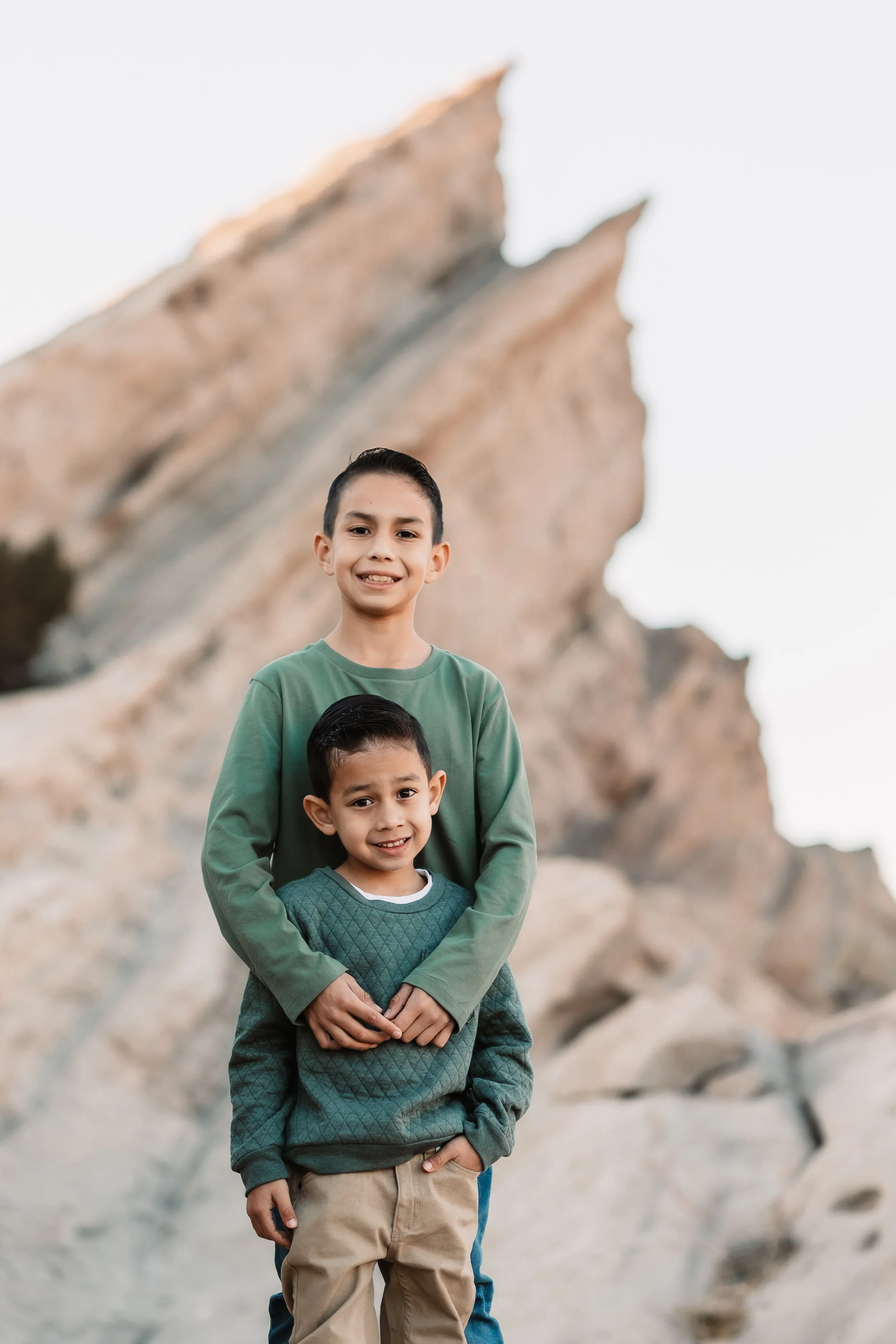 Santa Clarita Photographer - Santa Clarita Family Photographer - Santa Clarita Family Photos - this photo location is at vasquez rocks in agua dulce
