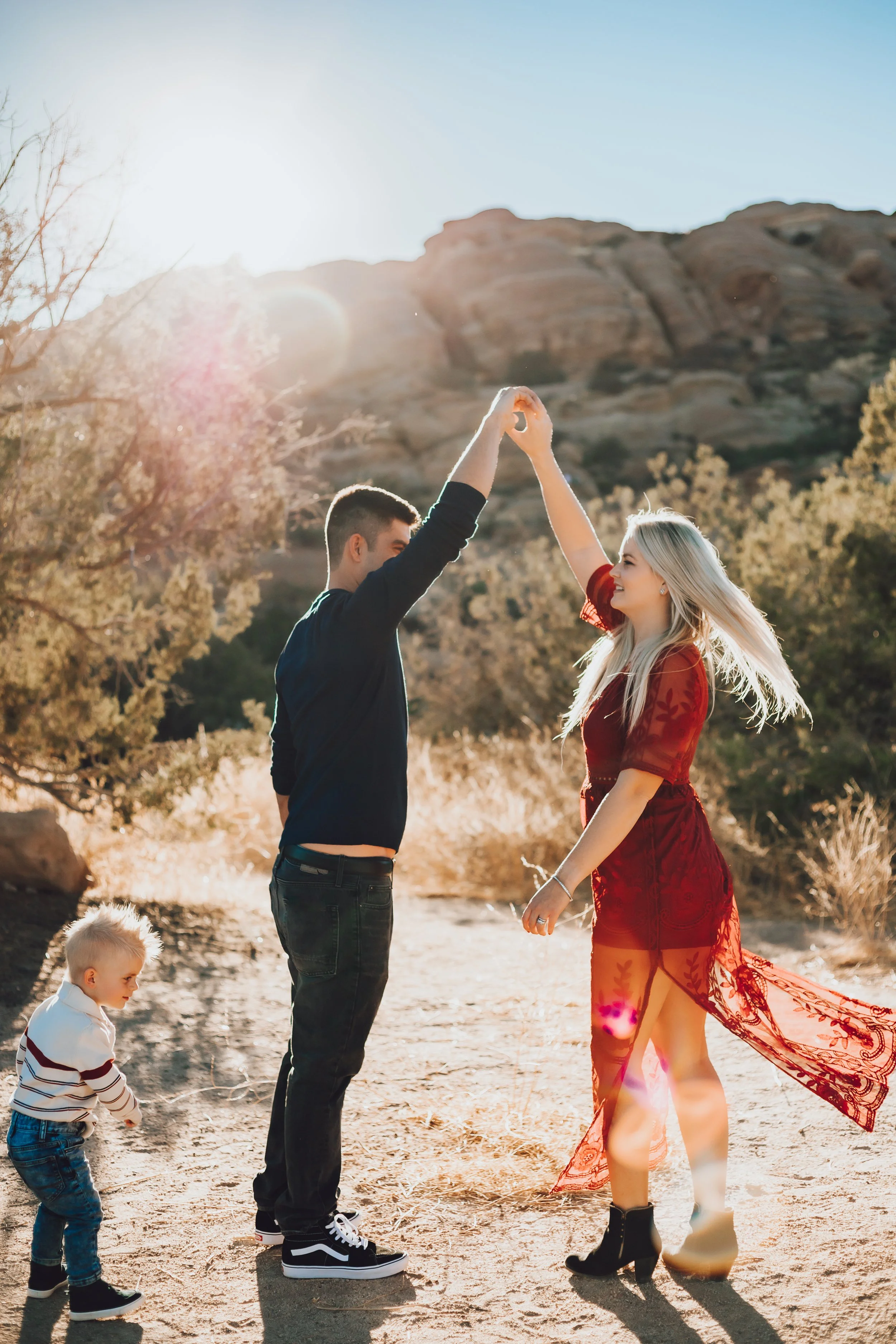 Santa Clarita Photographer - Santa Clarita Family Photographer - Santa Clarita Family Photos - this photo location is at Vasquez Rocks in Agua Dulce