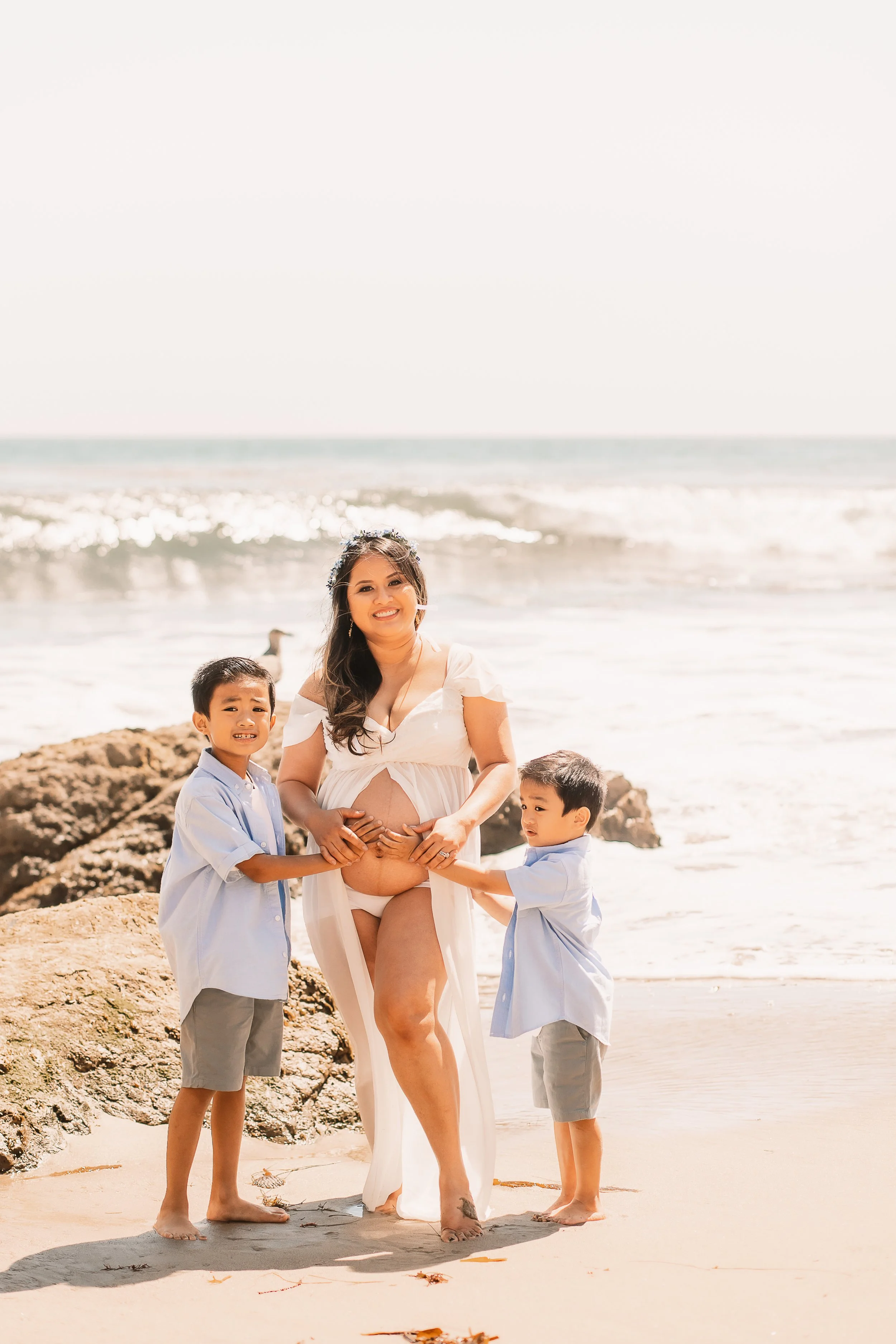 Santa Clarita Photographer - Santa Clarita Maternity Photographer - Santa Clarita Maternity Photos - this photo location is at el matador beach in malibu ca