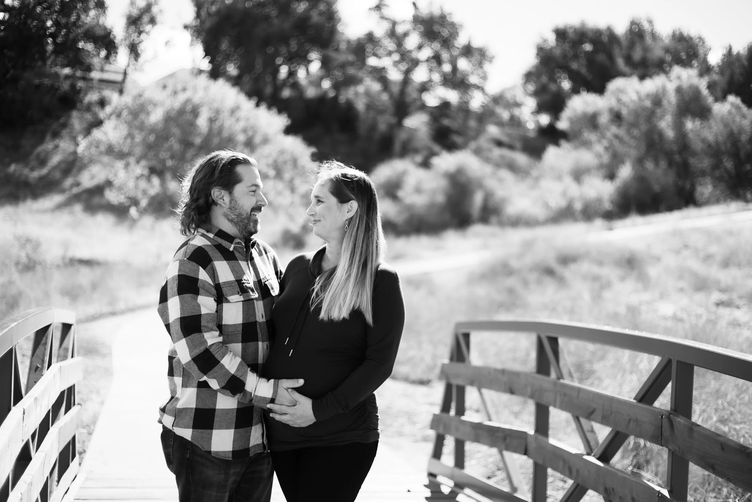 Santa Clarita Photographer - Santa Clarita Maternity Photographer - Santa Clarita Maternity Photos - this photo location is at summit park Valencia in Valencia ca