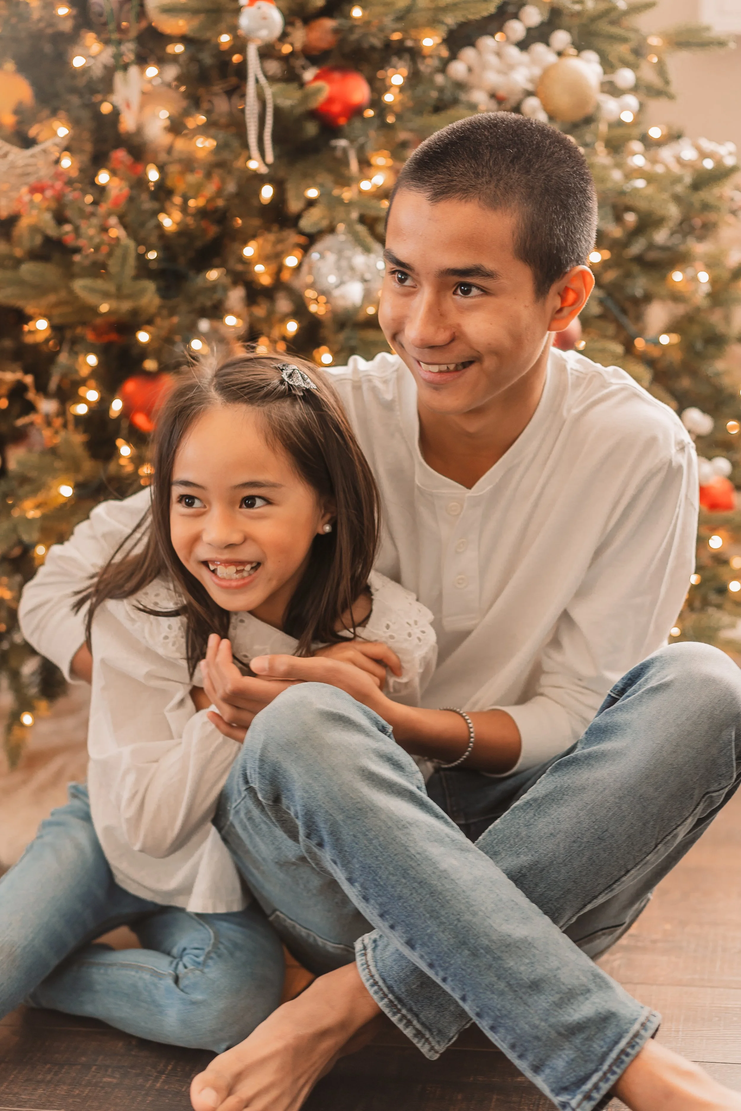 Santa Clarita Photographer - Santa Clarita Family Photographer - Santa Clarita Family Photos - this photo location is at private home in santa clarita