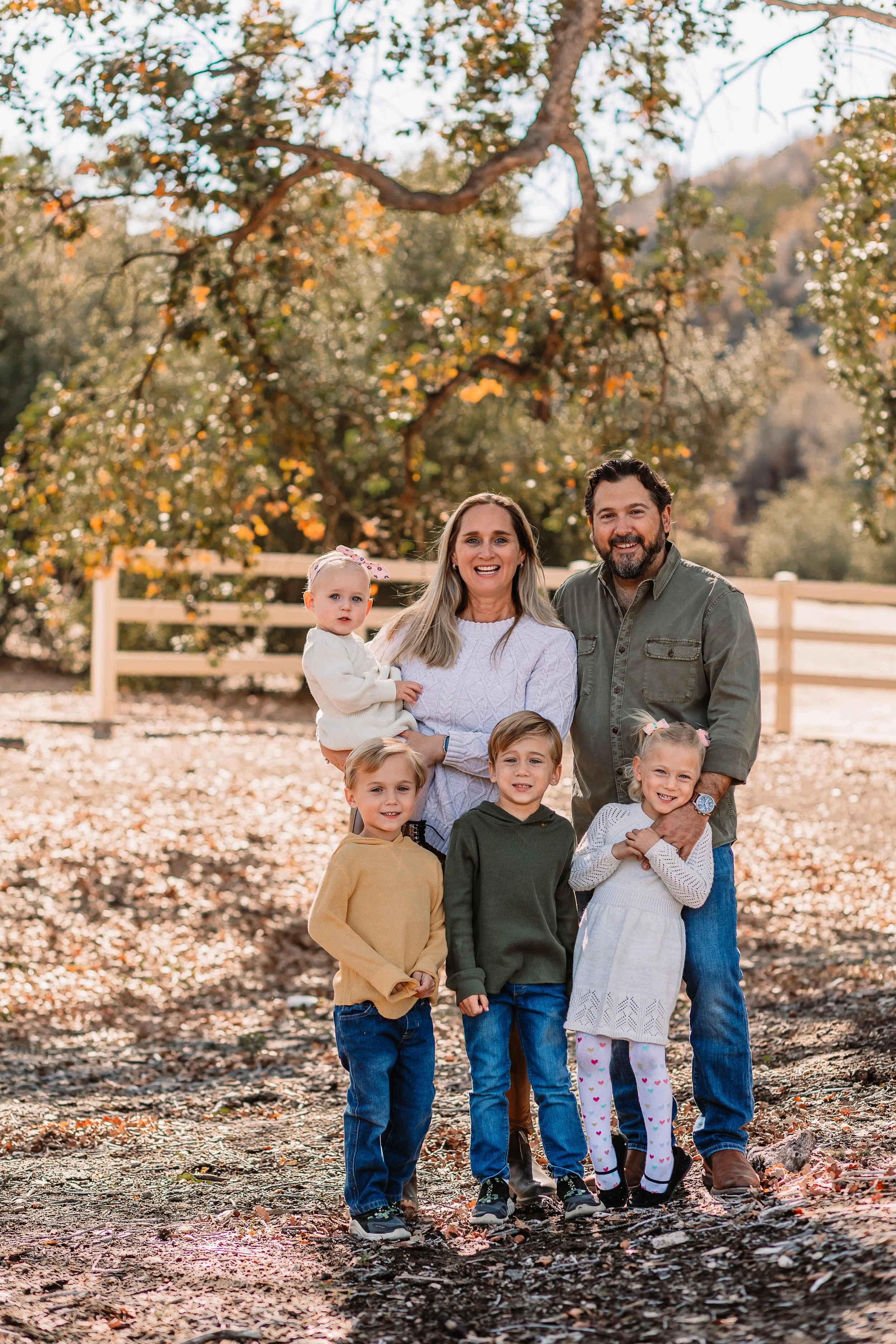 Santa Clarita Photographer - Santa Clarita Family Photographer - Santa Clarita Family Photos - this photo location is at pico canyon park