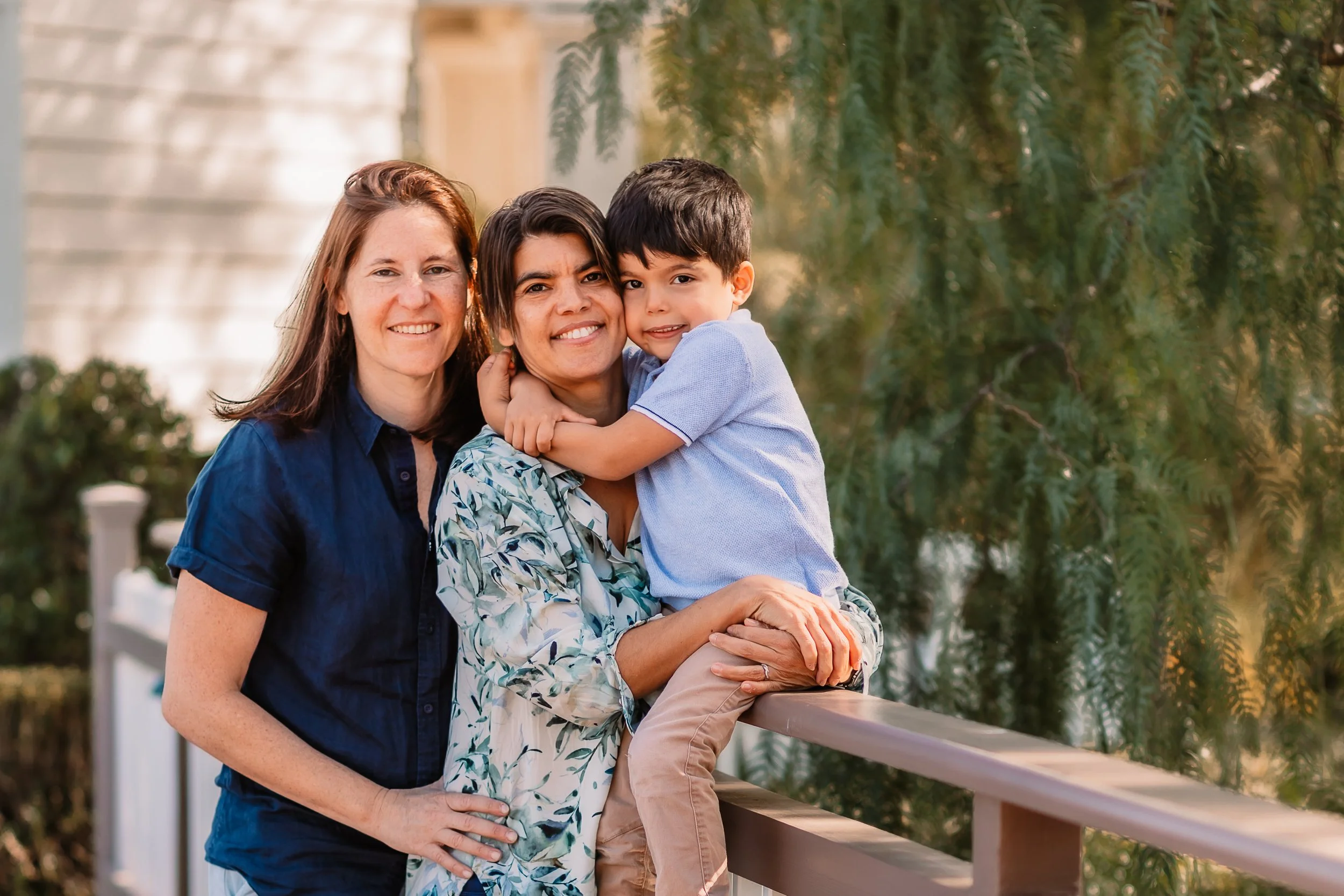 Santa Clarita Photographer - Santa Clarita Family Photographer - Santa Clarita Family Photos - this photo location is at bridgeport Valencia
