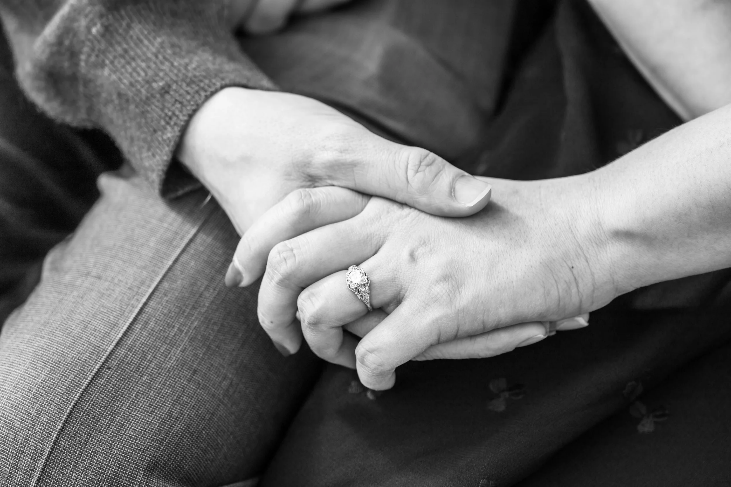 Santa Clarita Photographer - Santa Clarita Couples Photographer - Santa Clarita Couples Photos - this photo location is at malibou lake mountain club or the lodge at malibou lake in agoura hills - engagement photos - santa clarita engagement photogra