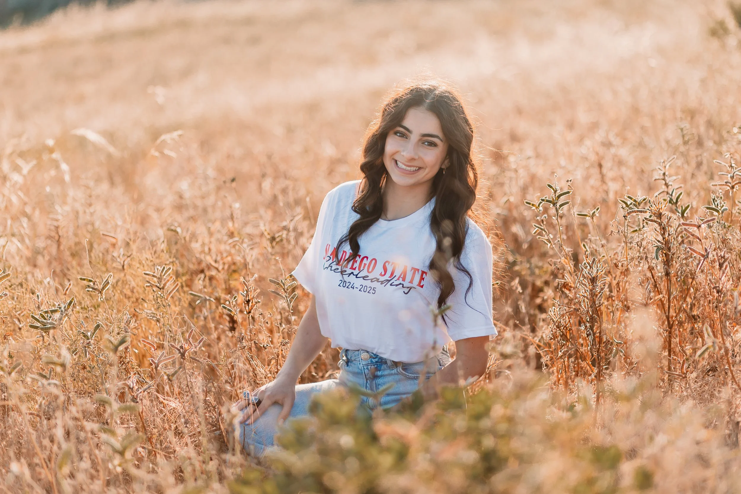 Santa Clarita Photographer - Santa Clarita Portrait Photographer - Santa Clarita Portrait Photos - this photo location is at skyline Santa Clarita - senior photos