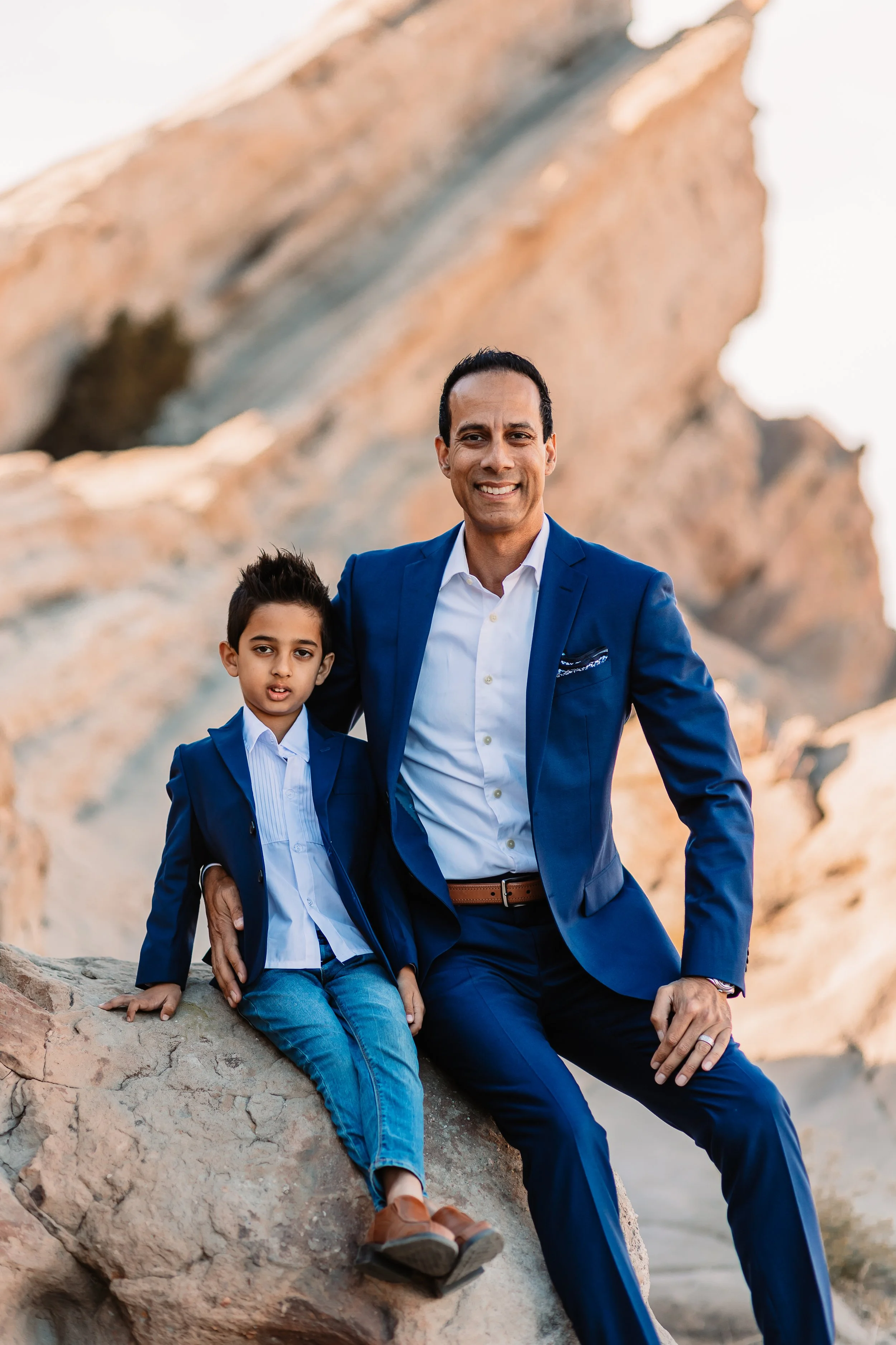 Santa Clarita Photographer - Santa Clarita Family Photographer - Santa Clarita Family Photos - this photo location is at vasquez rocks in agua dulce