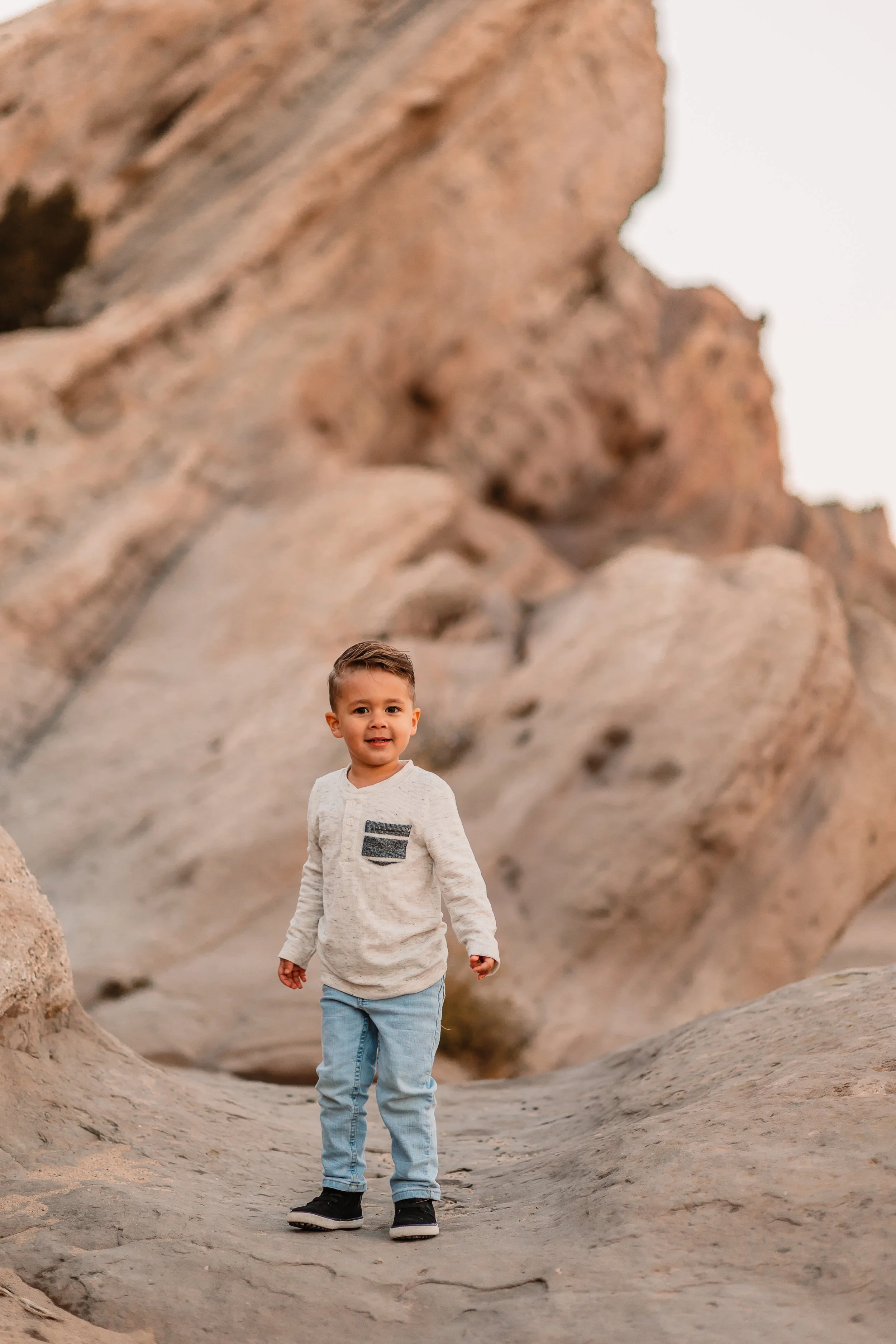 Santa Clarita Photographer - Santa Clarita Family Photographer - Santa Clarita Family Photos - this photo location is at vasquez rocks in agua dulce