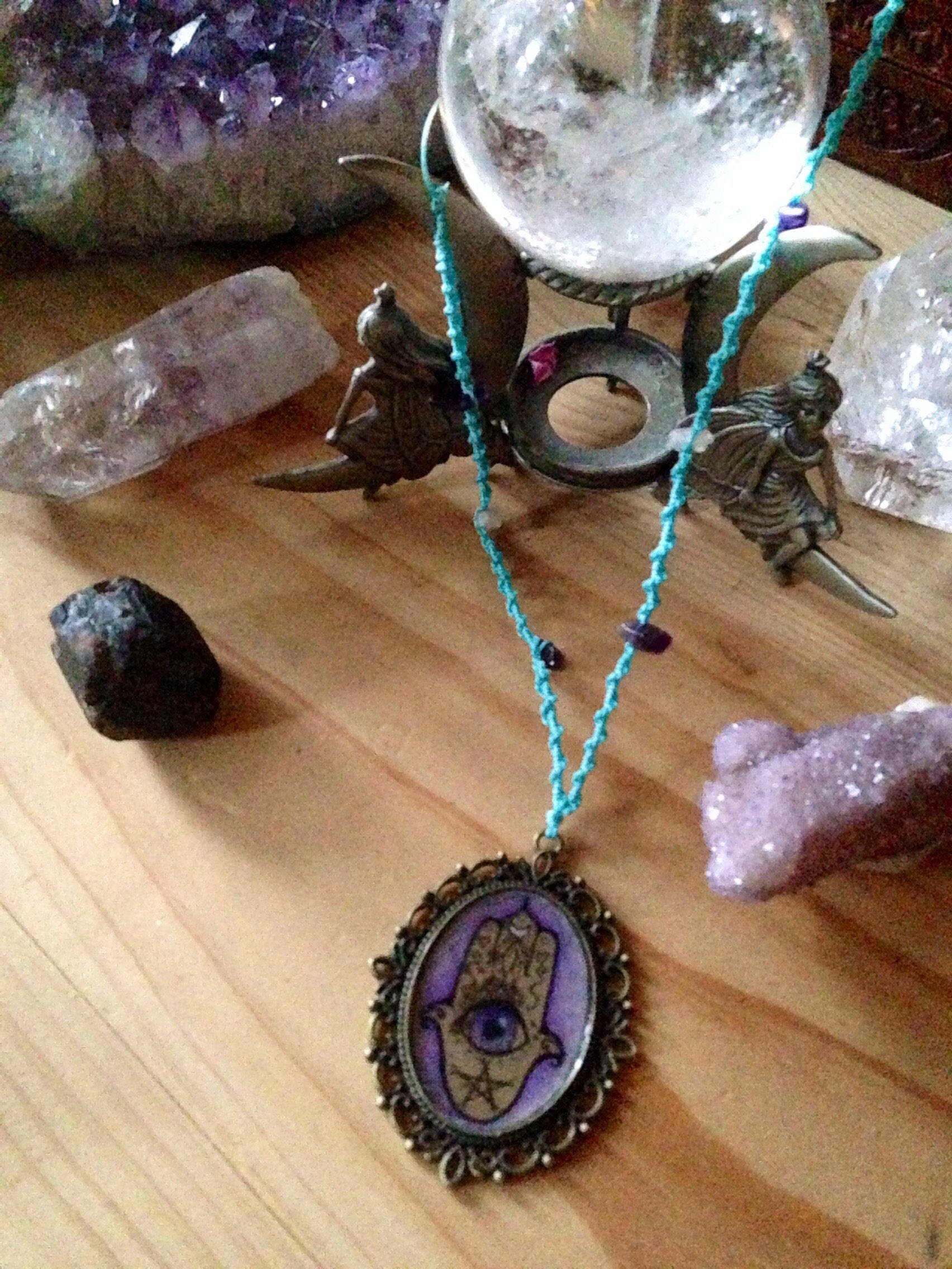 https://i.etsystatic.com/8614163/r/il/a3cc38/1364796675/il_fullxfull.1364796675_263a.jpg