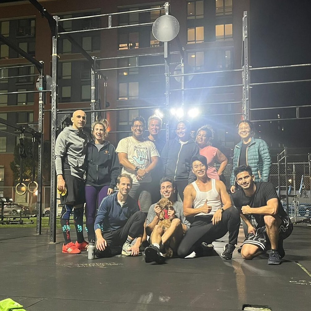 5:30 class gettin&rsquo; it done under the lights!

WOD

Lyla
10-9-8-7-6-5-4-3-2-1 Reps For Time:

Muscle-ups
Bodyweight clean and jerks
.
.
.
.
.
#crossfit&nbsp;#crossfitbox&nbsp;#crossfitsanfrancisco&nbsp;#sanfranciscocrossfit&nbsp;#sfcrossfit&nbsp