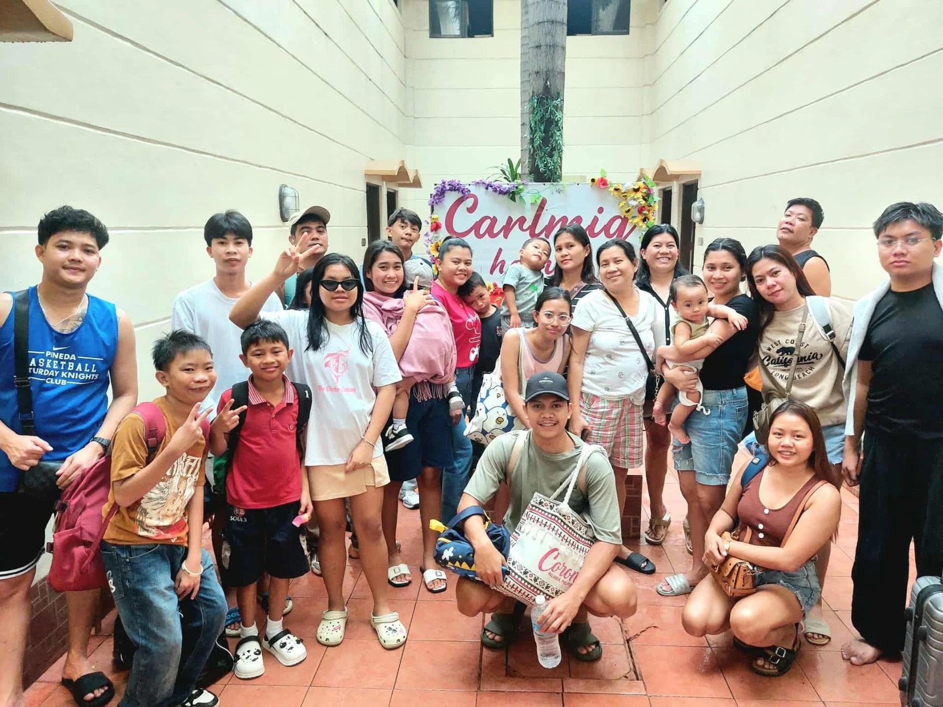 π¨ WEEKDAY PROMO AVAILABLE NOW!!! π¨
β
GOOD FOR 25 PAX — for just β±9,000 ALL-IN! π
6PM CHECK-IN 12NOON CHECK-OUT
YES, TOTOO 'TO! π± Perfect for your barkada o pamilya, kaya magpa-book na habang may slots pa! π‍βοΈπ¨
β¨ FULL INCLUSIONS:
π‘
