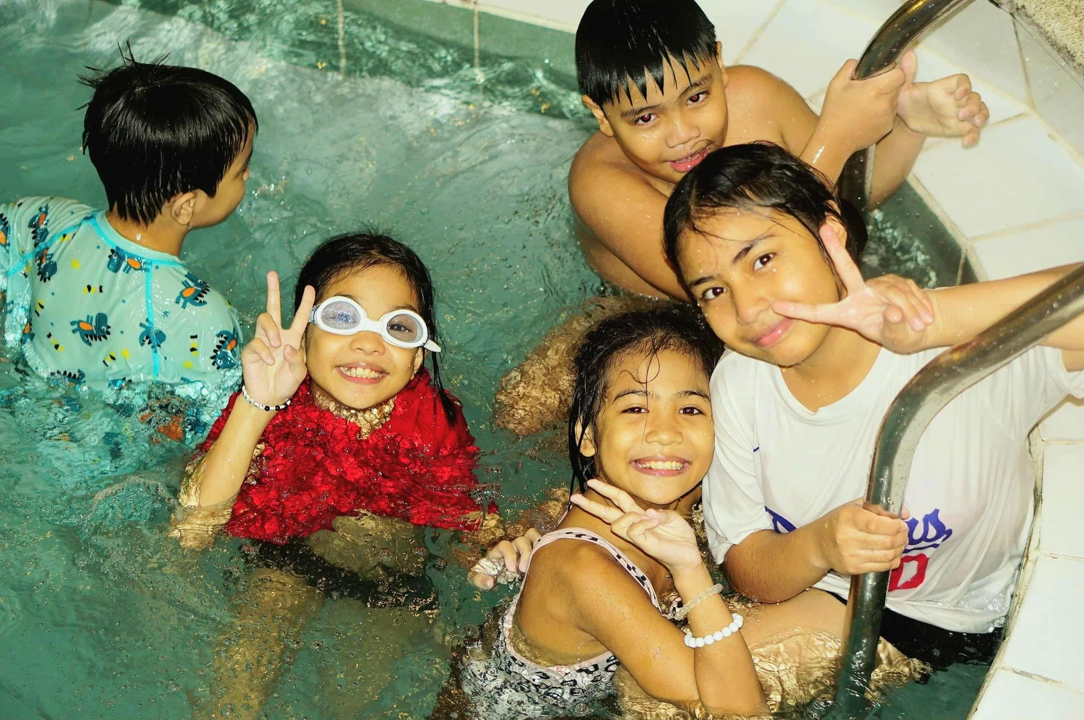 TAYO NA AT MAGTAMPISAW SA Carlmig Homes 

WALK-IN'S IS WELCOME TODAY !!!

Finally !!! we are now accepting booking for the month of OCTOBER, NOVEMBER &amp; DECEMBER 😍
MAGPA BOOK KANA BAGO KAPA MAUNAHAN !!!
✅2 Airconditioned Rooms | 🛏️ 10 Comfy Beds