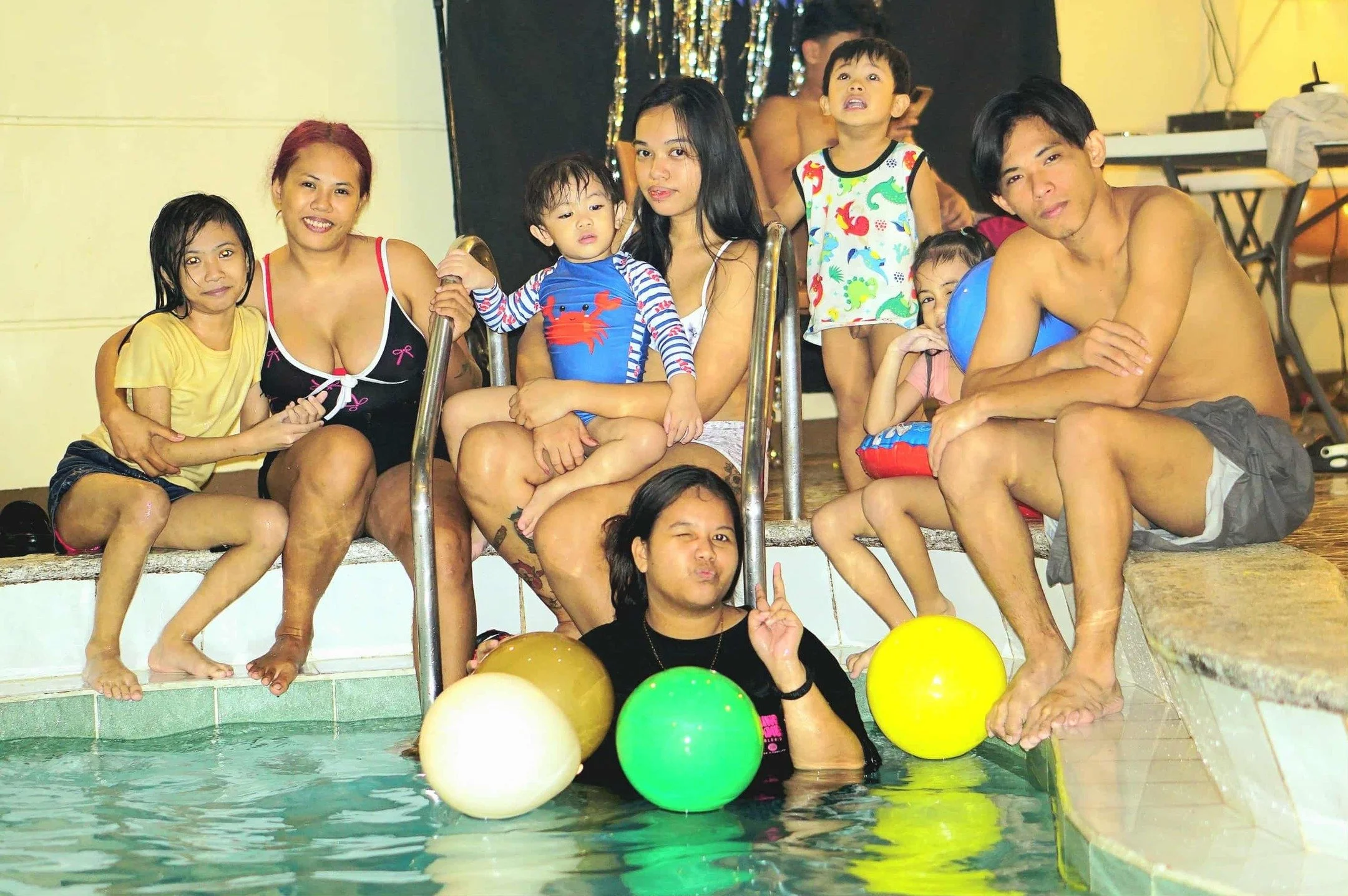 🚨 WEEKDAY PROMO AVAILABLE NOW!!! 🚨
✅ GOOD FOR 25 PAX &mdash; for just ₱9,000 ALL-IN! 😍
 6PM CHECK-IN 12NOON CHECK-OUT
YES, TOTOO 'TO! 😱 Perfect for your barkada o pamilya, kaya magpa-book na habang may slots pa! 🏃&zwj;♀️💨
WALK-IN TODAY IS AVAIL