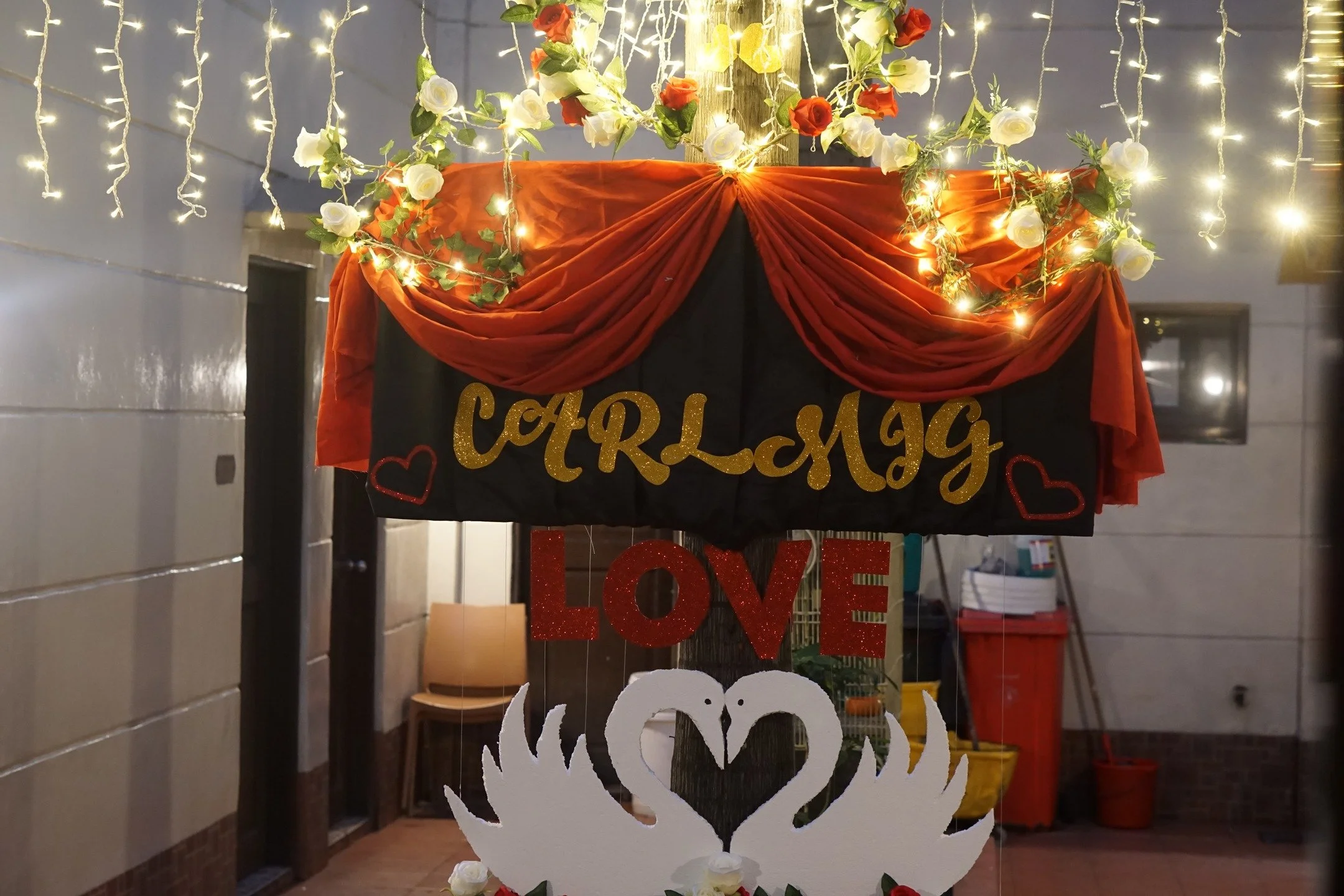 Feb-IBIG man o anumang okasyon, mas masaya kapag sama-sama sa staycation 💕🏡
🎤 Up to 22 HOURS of non-stop karaoke fun
🍳 Pwedeng magluto &ndash; FREE LPG gas, uling &amp; cooking wares
🏊 Private swimming pool (solo use)
📶 FREE Wi-Fi
🐾 PET-FRIEND