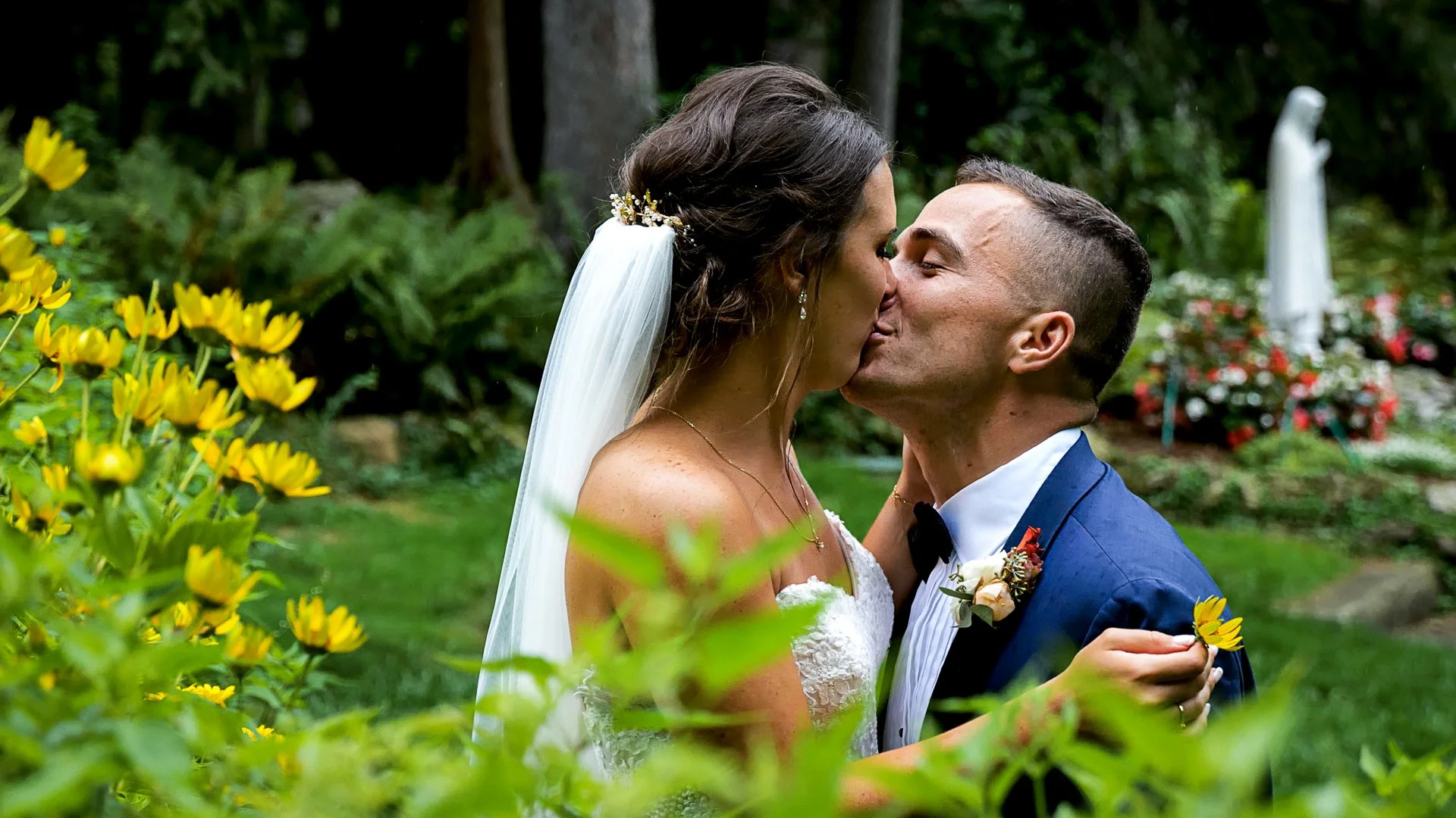 Sequence 01.00_00_22_01.Still006.jpg