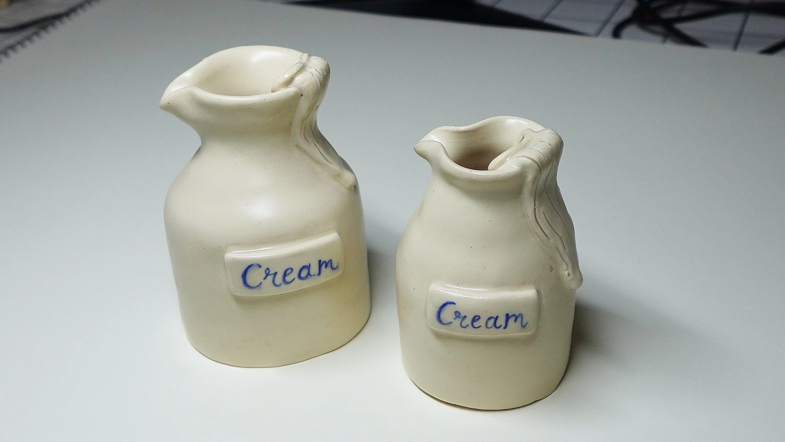 CREAM VESSEL