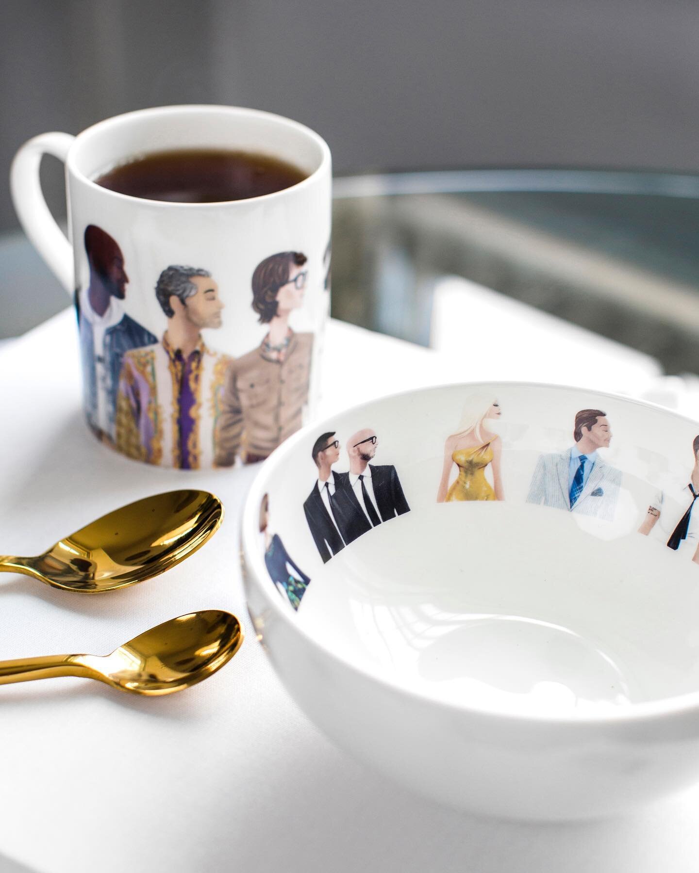 You can purchase our Fine Bone China Fashion Icons collection on whoicons.com (link in bio) ✨
.
.
.
.
.
#finebonechina #luxurytableware #luxurytablesetting #luxurytable #porcelainplate #porcelainplates #porcelainmug #ceramicplate #ceramicplates #past