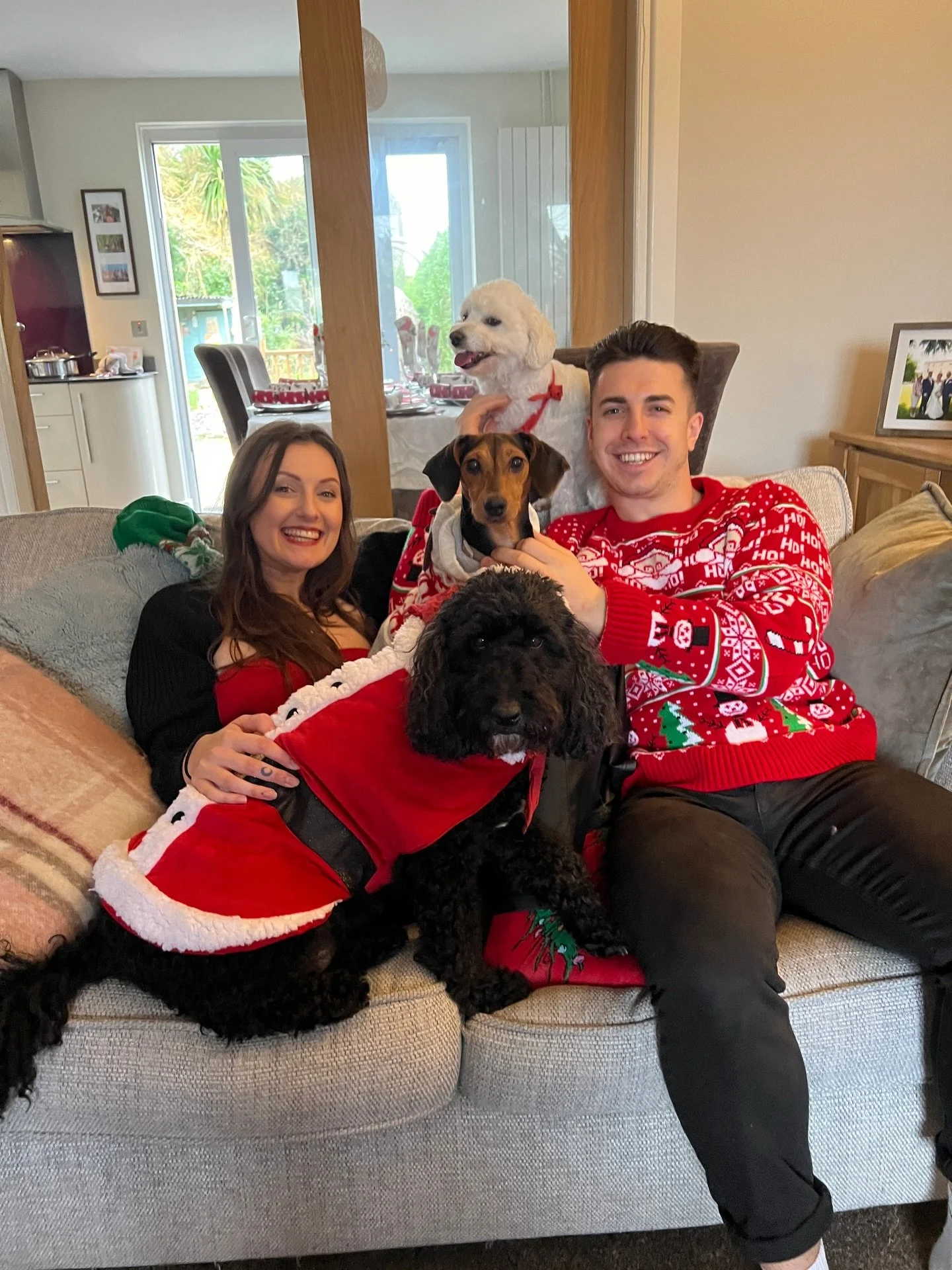 Bit of a different post from me today&hellip;
Because this time of year used to mess with my head far more than I ever admitted.
There was a point when I would spend a huge percentage of my income on Christmas presents. 🎁
Not because I wanted to&hel