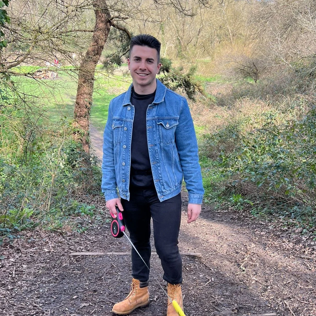 Ever told yourself&hellip; &ldquo;I need to make progress first before I ask for help&rdquo;? 🤔

People try to go it alone first&hellip;

Not because they don&rsquo;t need help 

but because they feel like they have something to prove.

Like if they