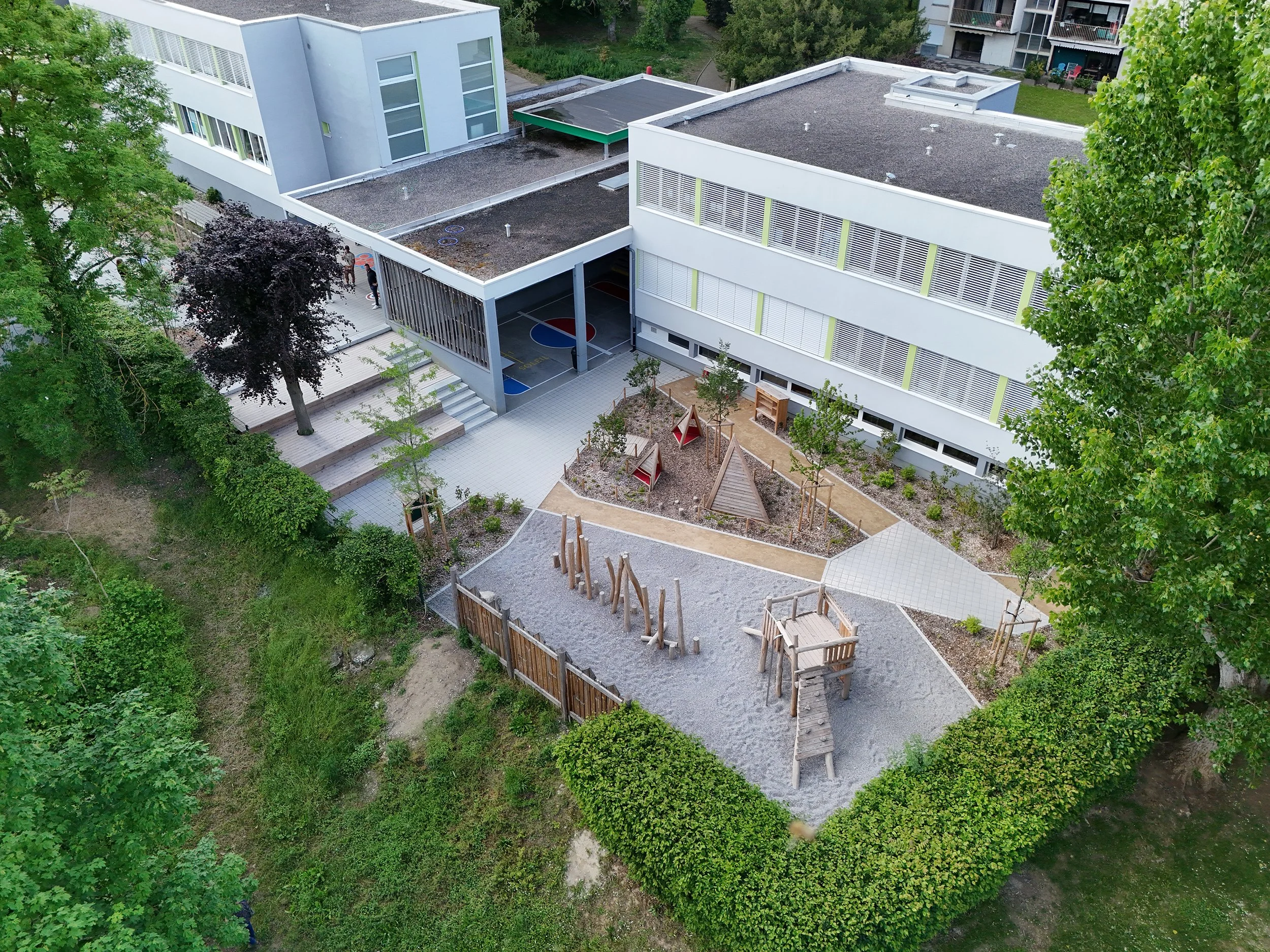 RIXHEIM / Cour d'école