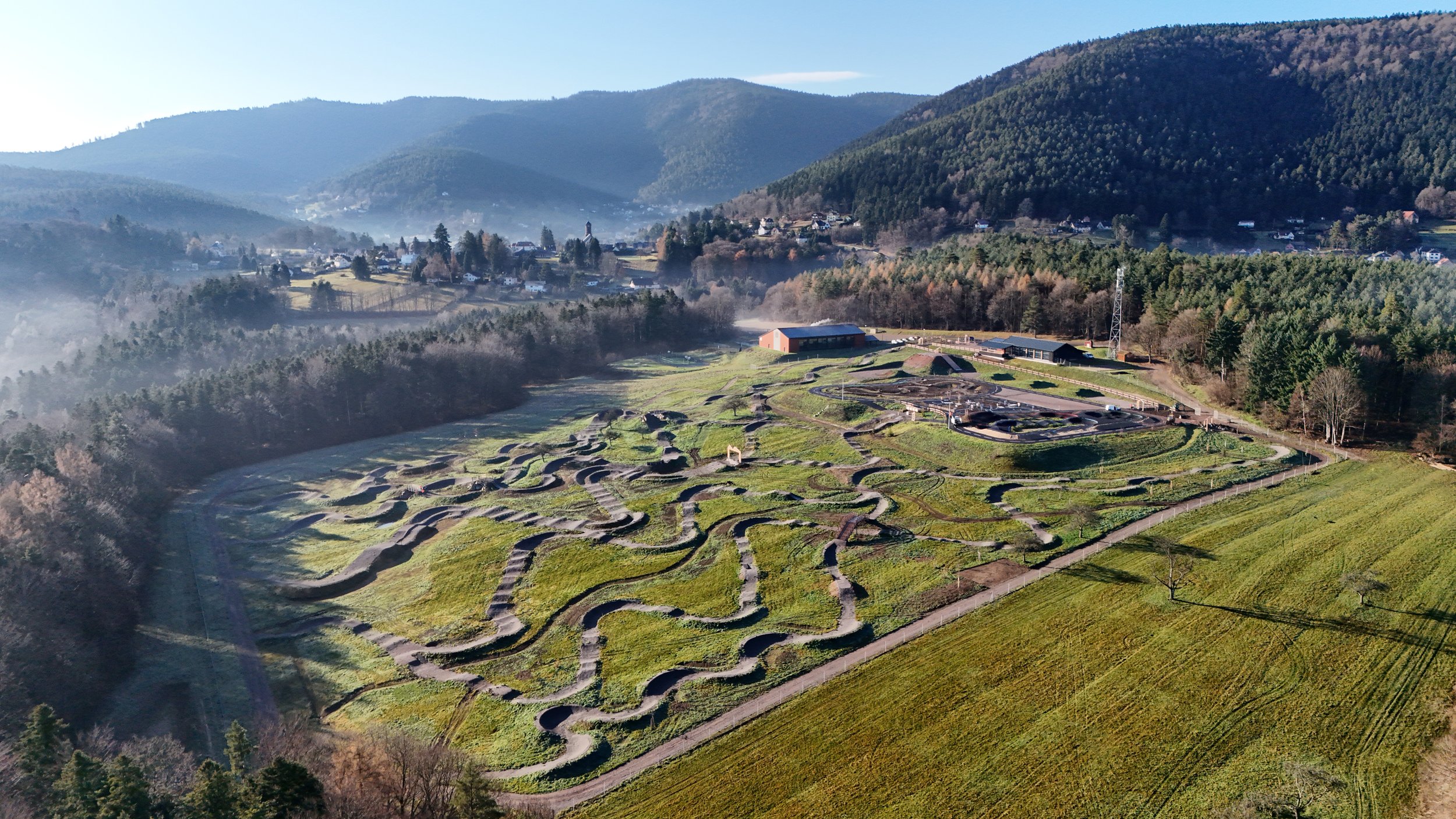 WANGENBOURG-ENGENTHAL / Trail Center