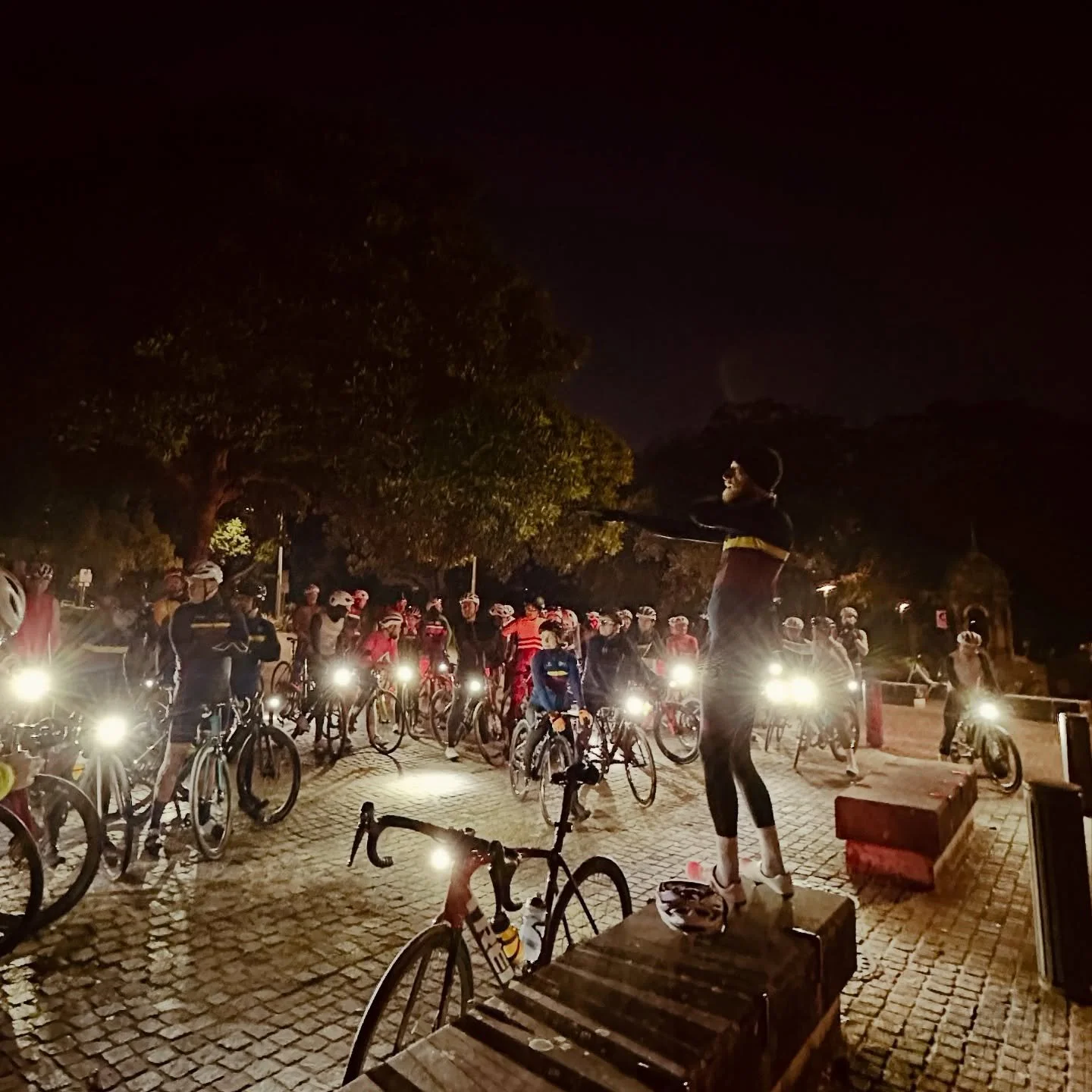 It’s the Winter Solstice. It’s cold, it’s dark, but our Saturday rides keep getting bigger and better.
4 bunches ranging from steady to race pace.
Come join us next Saturday - we’re an inclusive club and love to see new faces