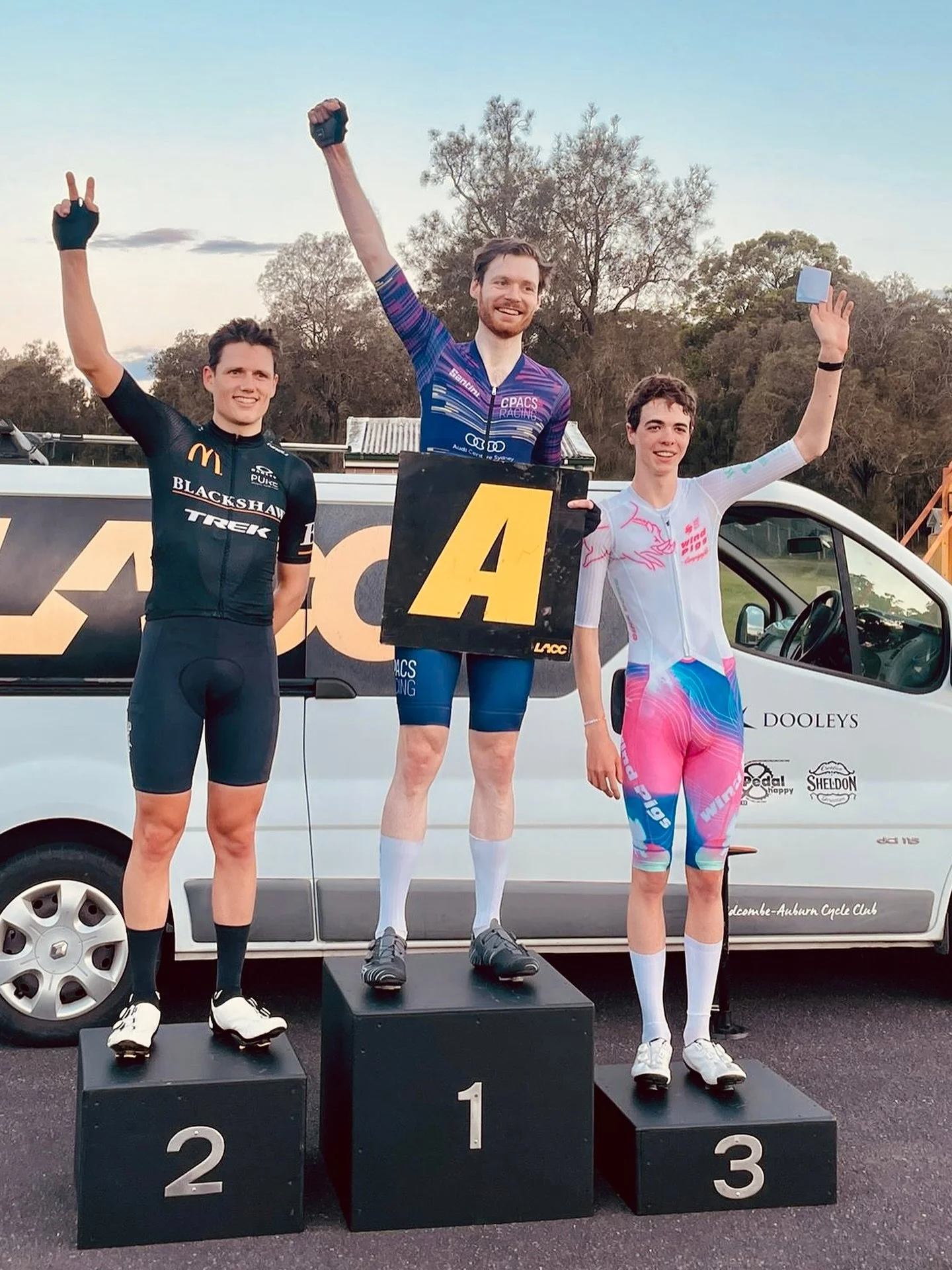 Adam Segall takes🥇at Armory!
Thanks to the organisers and volunteers @parklife_cc for providing such a fun Thursday arvo race 🙌🏽 

#cpacsracing 
#cpccracing 
#audicentresydney 
#armorycrits