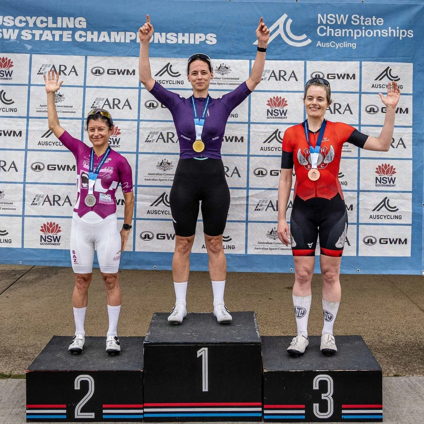 Results are in from the weekend's NSW Crit Championships! CPCC walked away with medals and some impressive results across the grades&hellip;

Masters 3 Women
🥇 Shauna Frey 

Masters 1 Men
🥉 Adam Segall

Masters 2 Men
4️⃣ Josh Chambers
Team mate: Ri