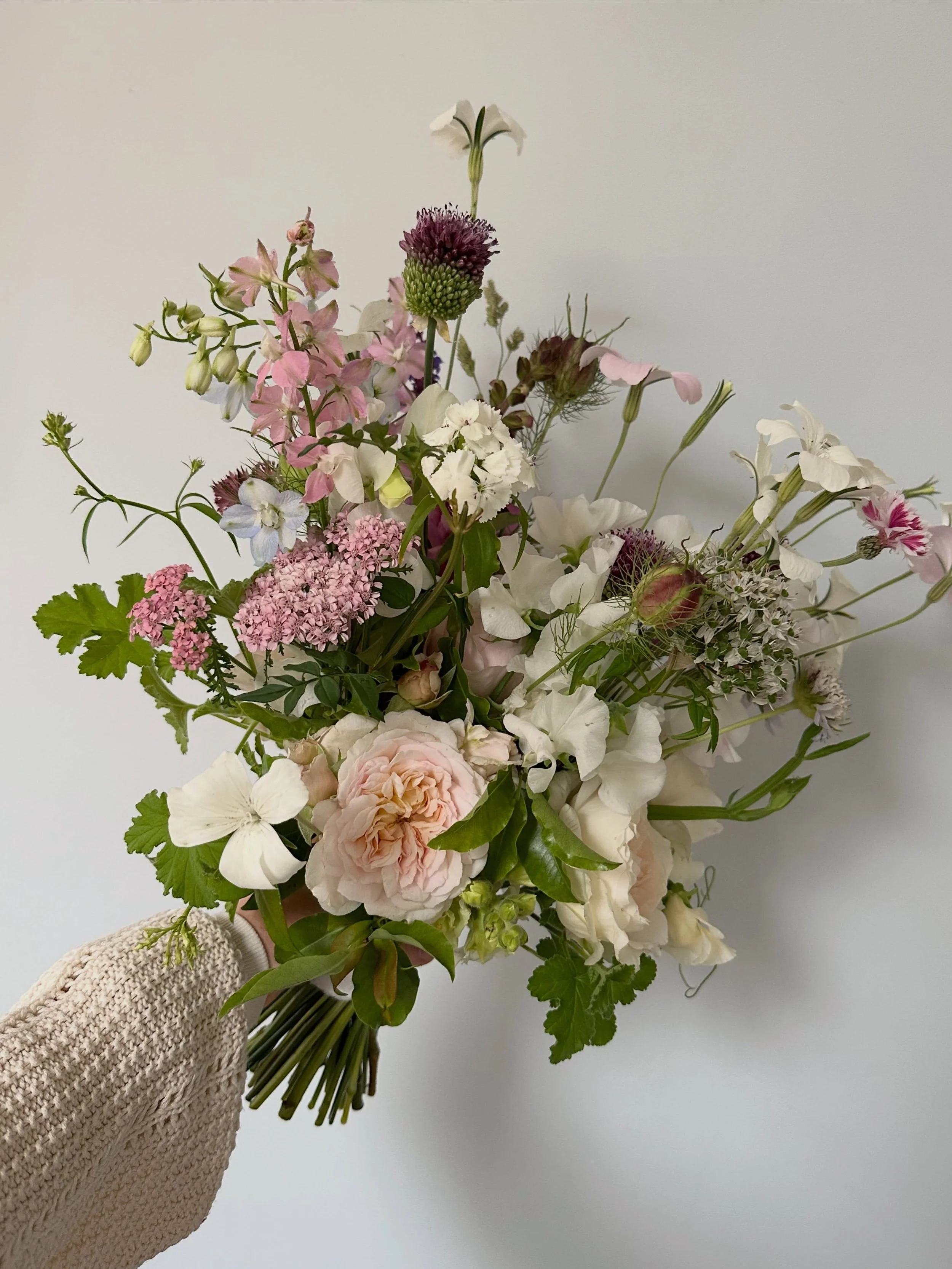 Behind the scenes and moments from the most special day in June for my beautiful friends Catherine and Chris 🫶🏻

&bull;

British flowers from @flowerhubgatwick @homesteadflowers.uk @sidnyeflowers 💕