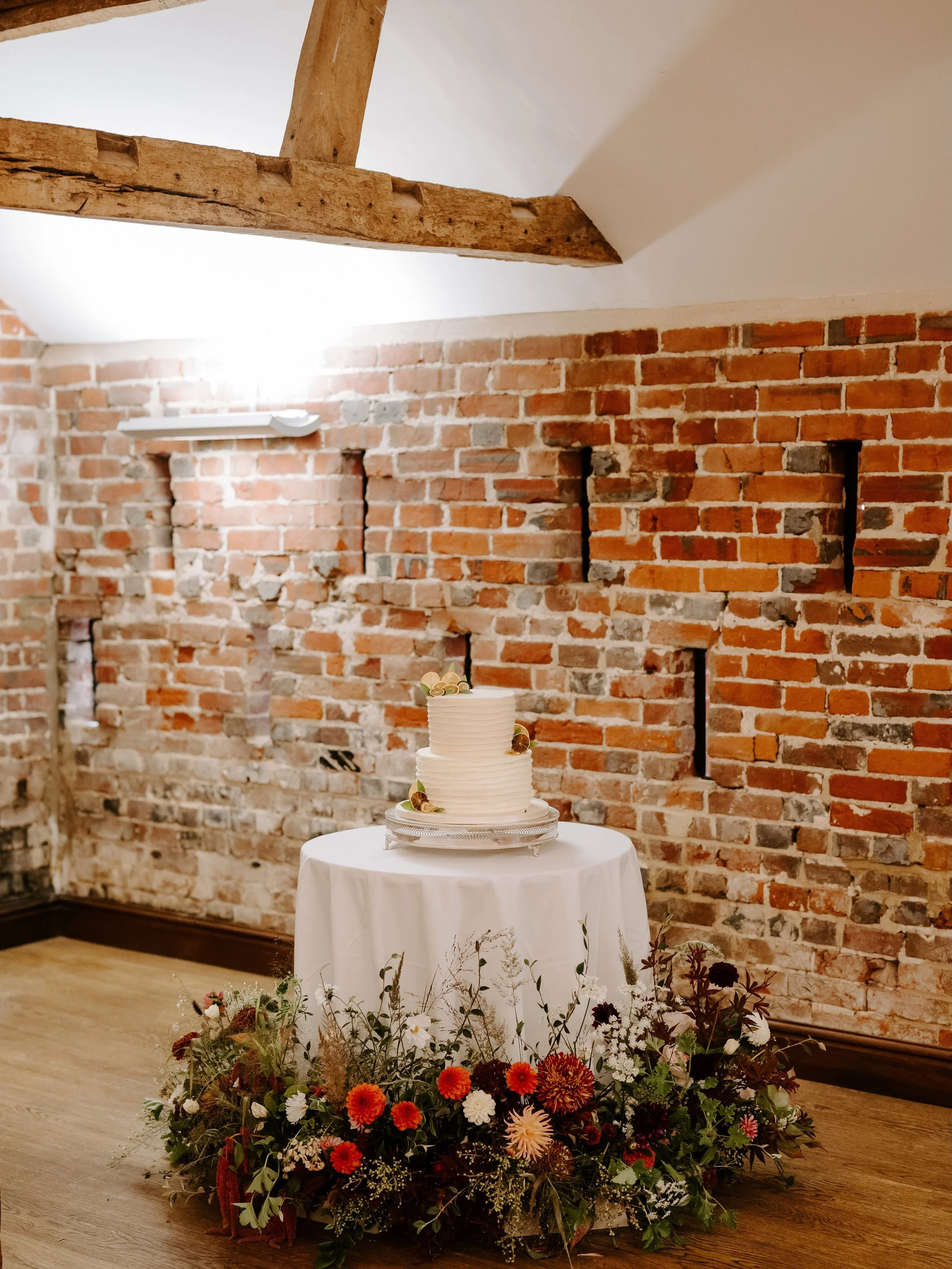 The candlelit reception 🕯️❤️

Photographer- @studiorougephotography 
Venue- @wasingweddings 
Flowers- @paperandsprig